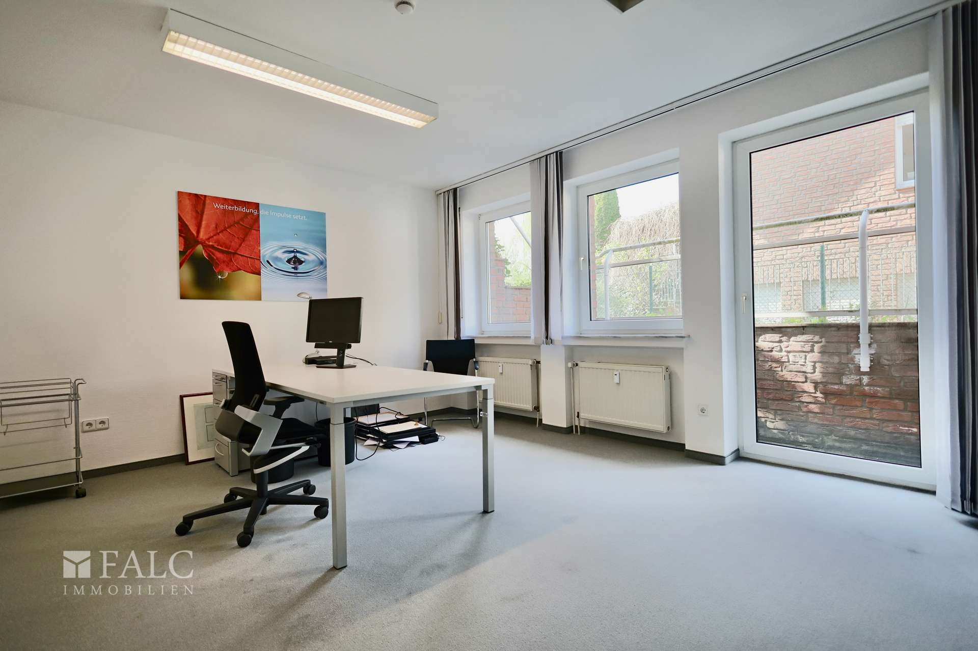 Büro UG
