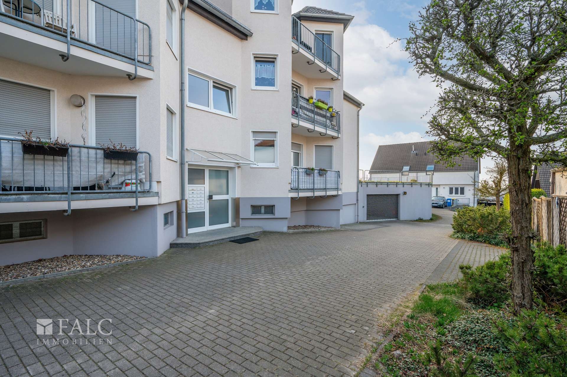 Hauseinfahrt