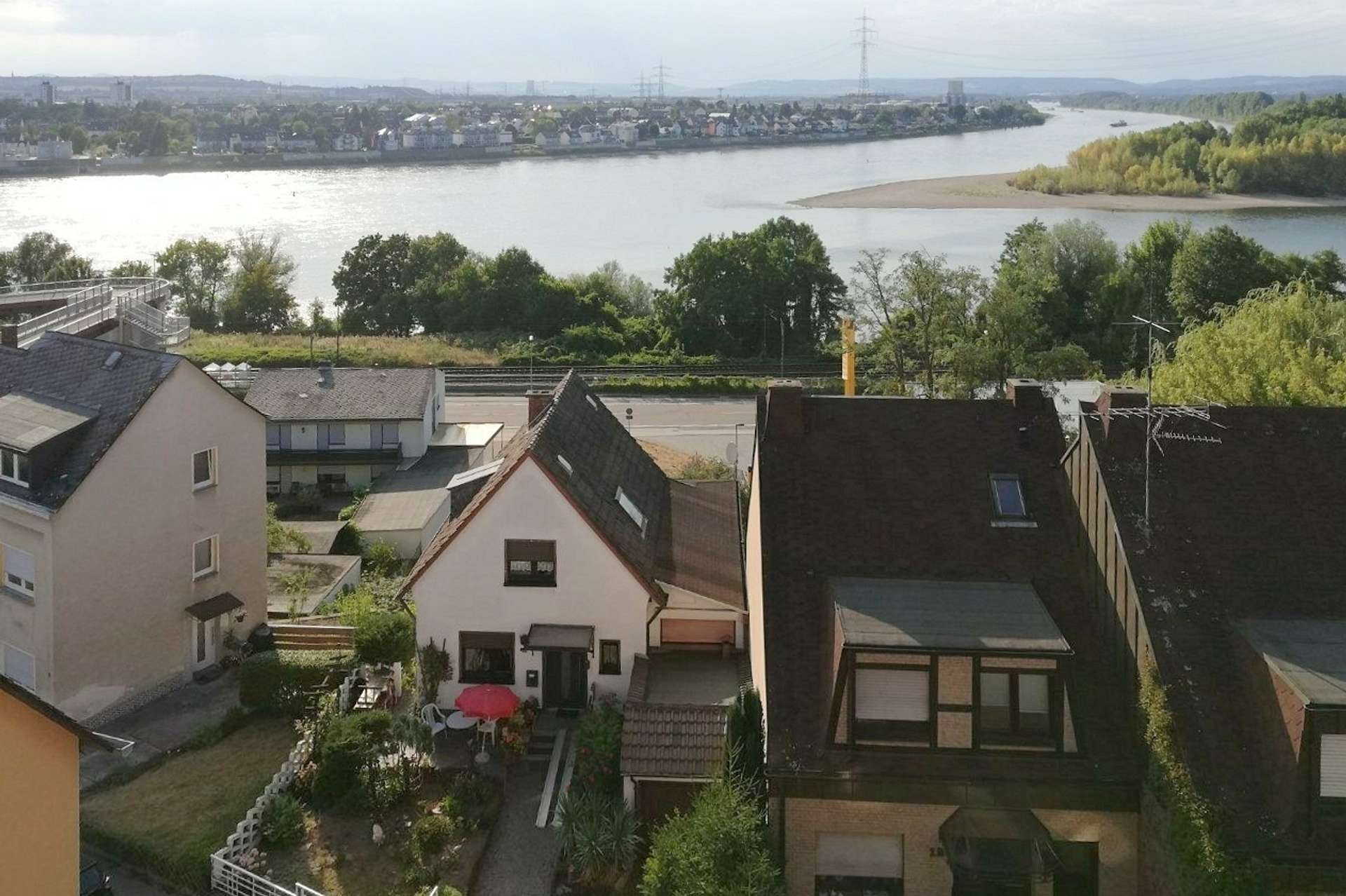 Blick auf den Rhein
