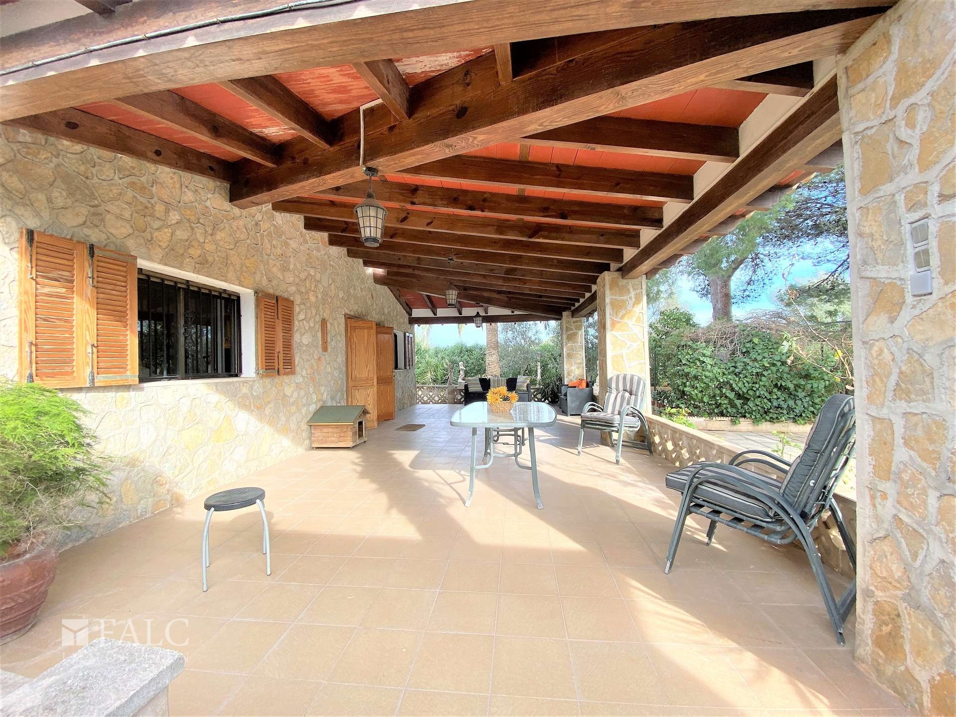 Hauptterrasse - Porche principal