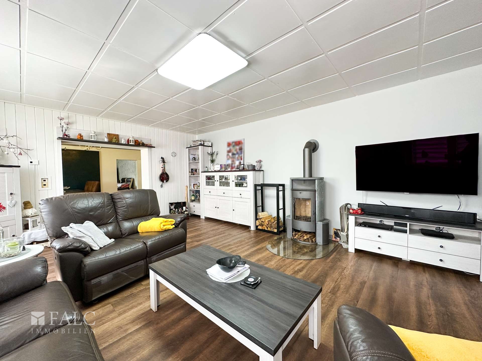 *Wohnzimmer