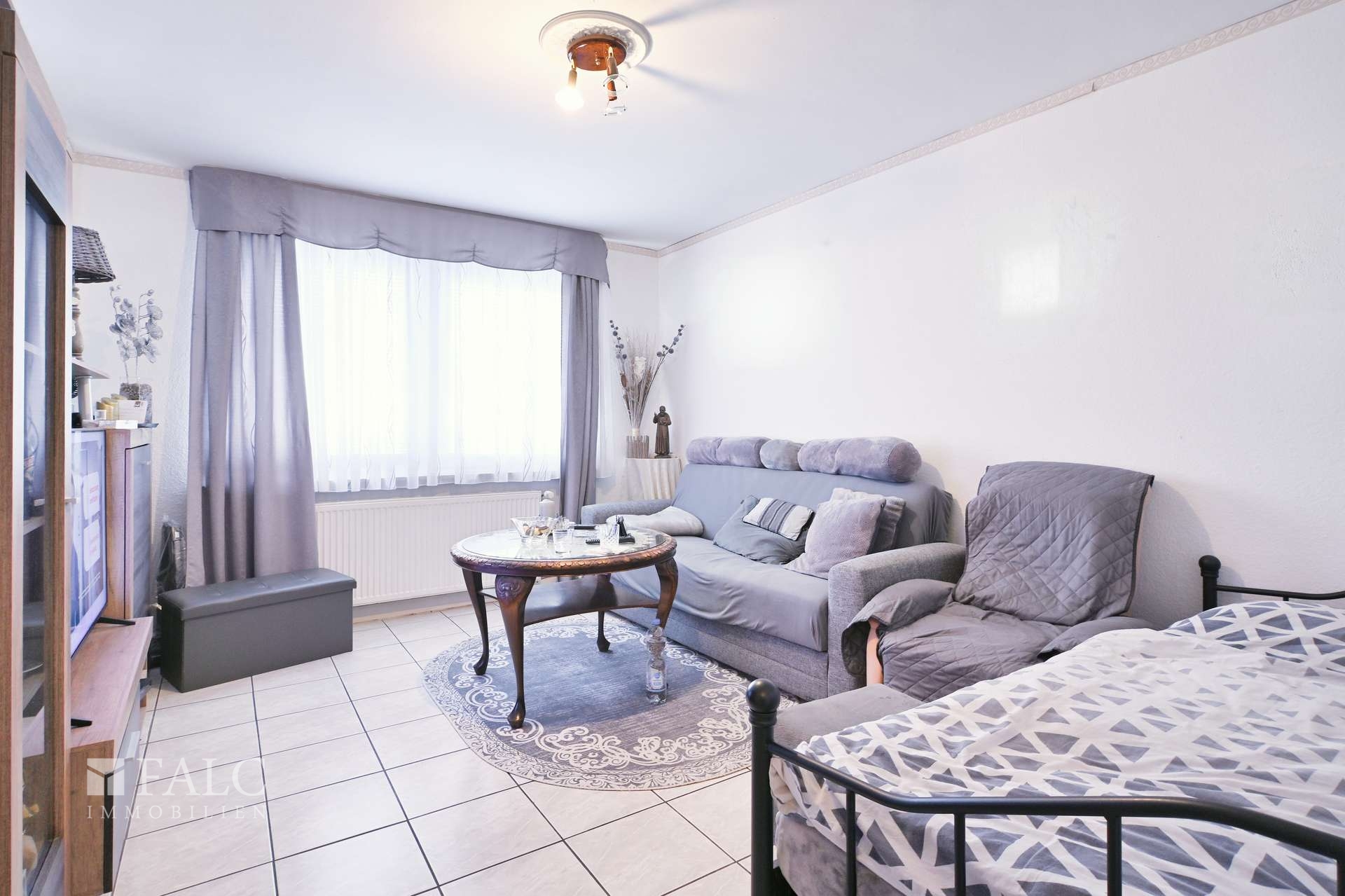 Wohnzimmer 2.OG rechts