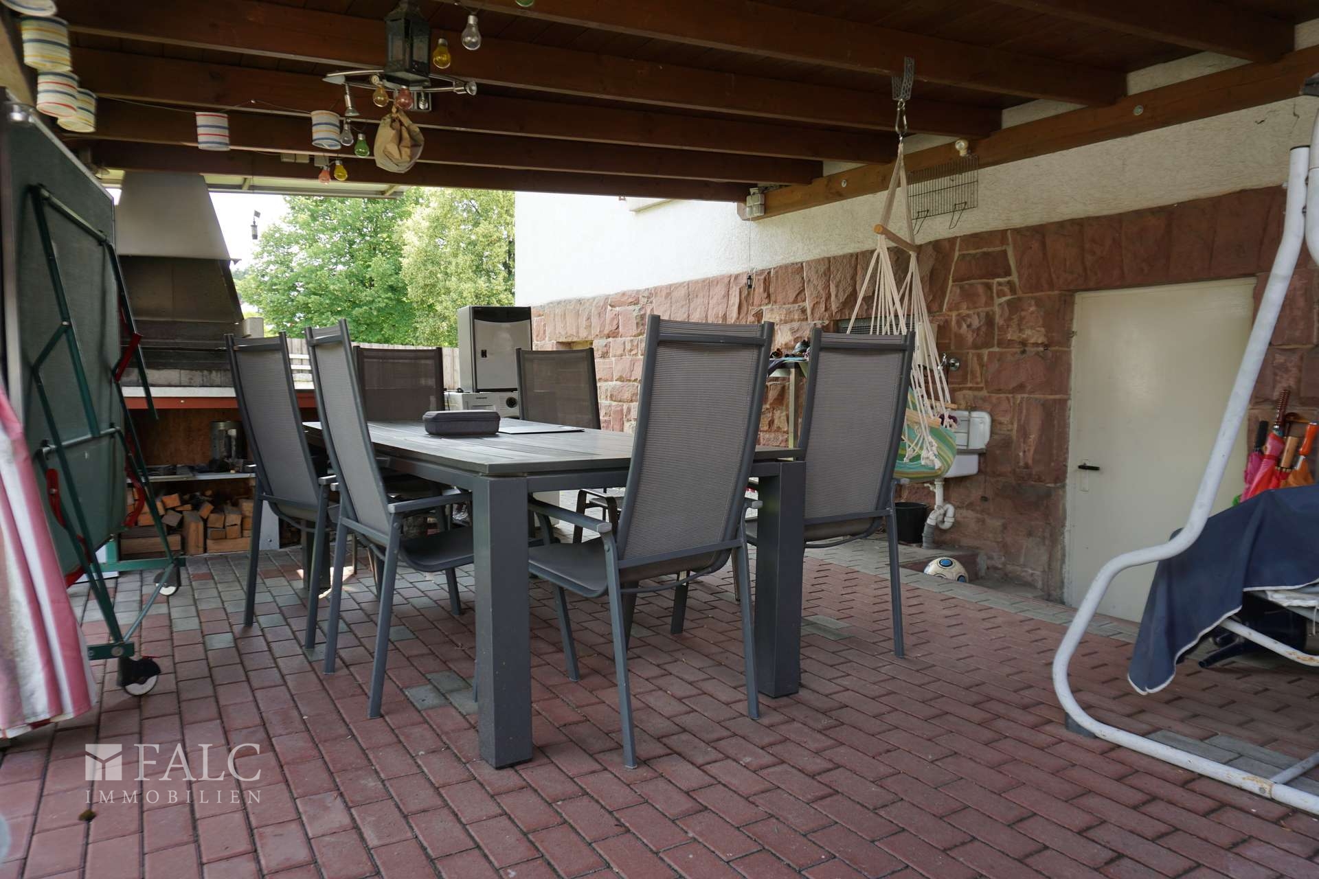 Überdachte Terrasse