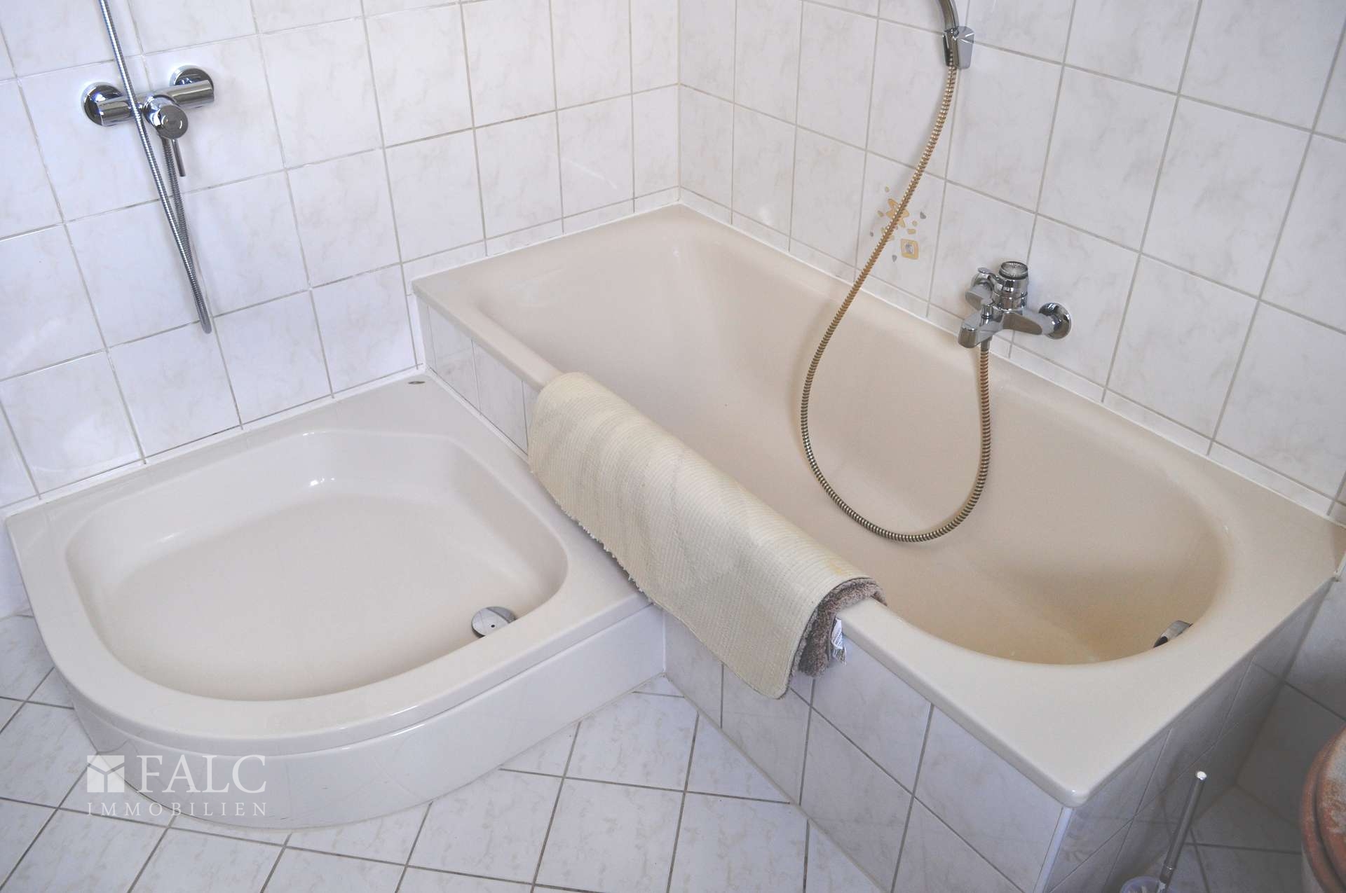 Baden + Duschen