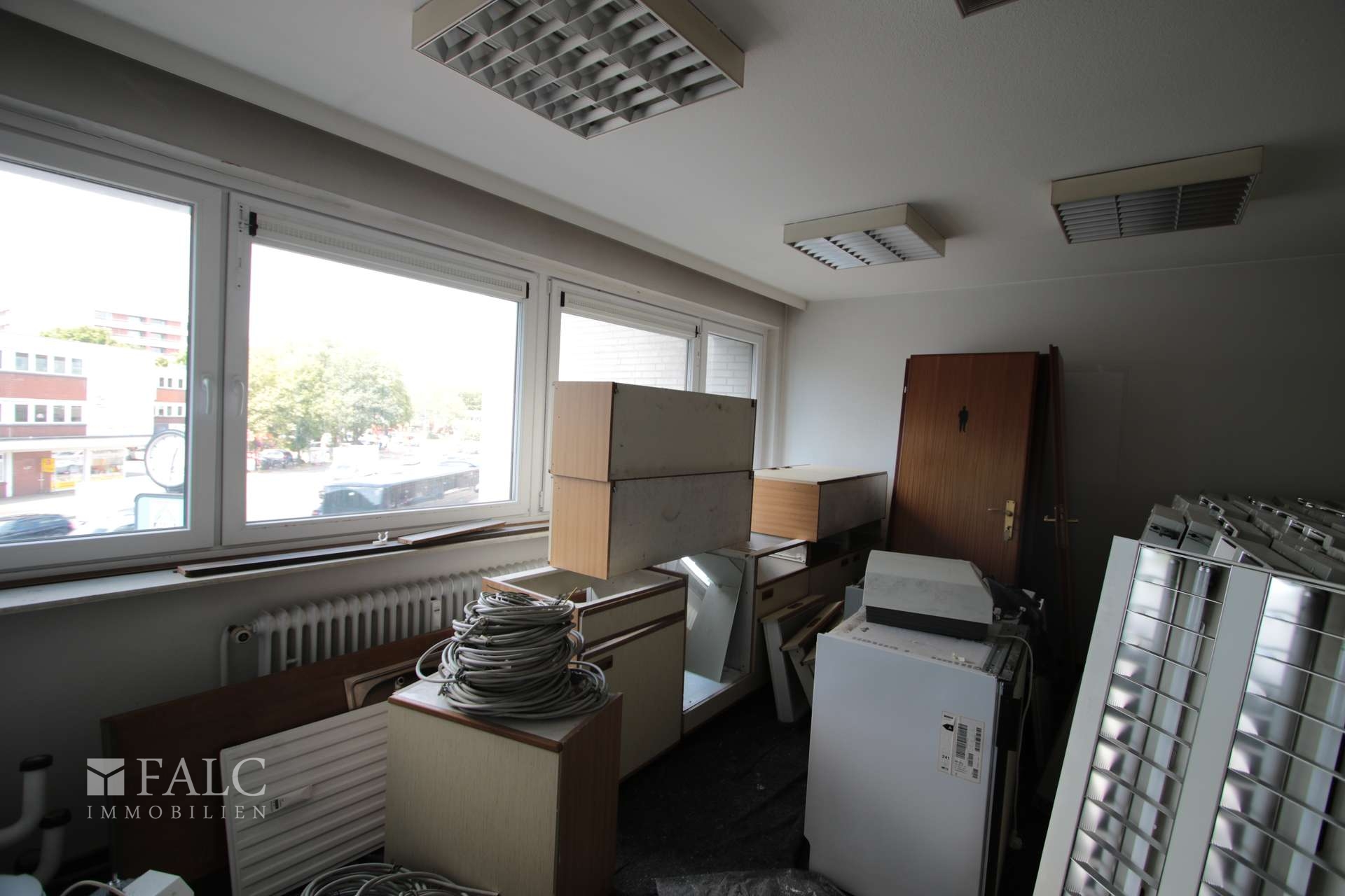 1. OG Büro