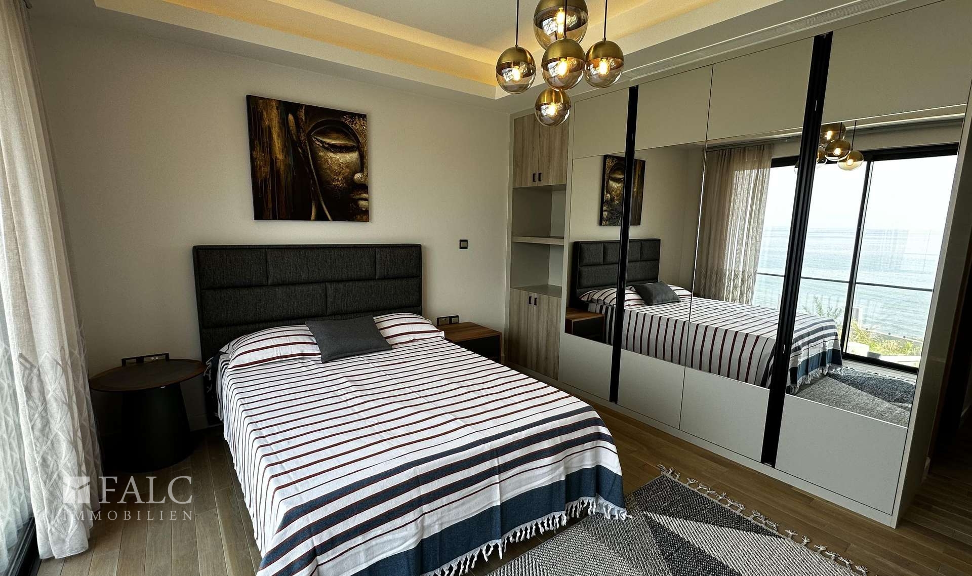 Schlafzimmer OG