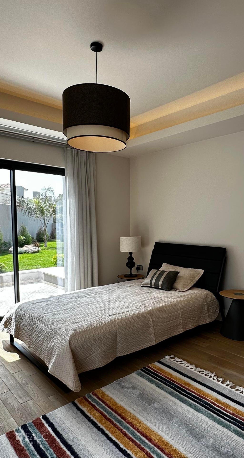 Schlafzimmer UG