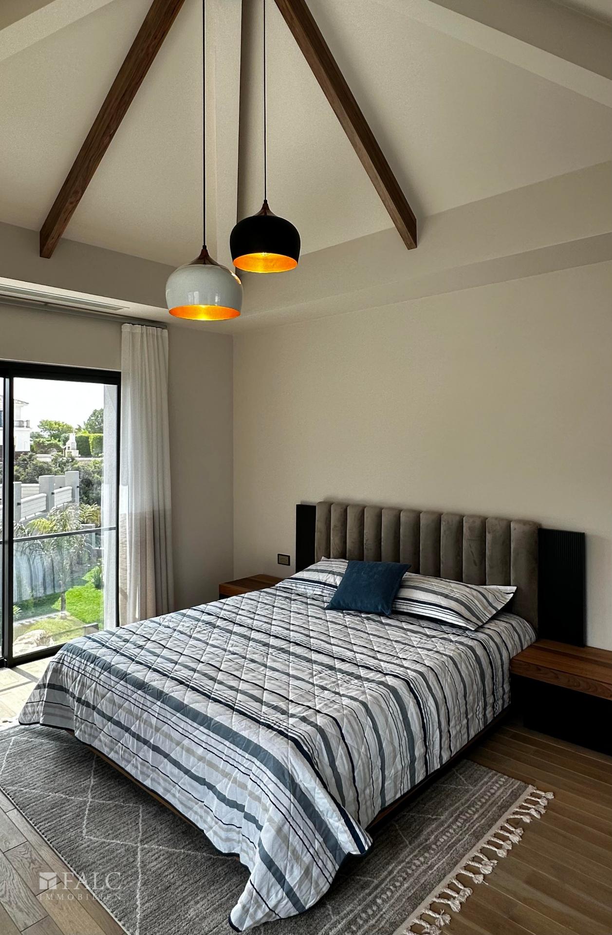 Schlafzimmer UG