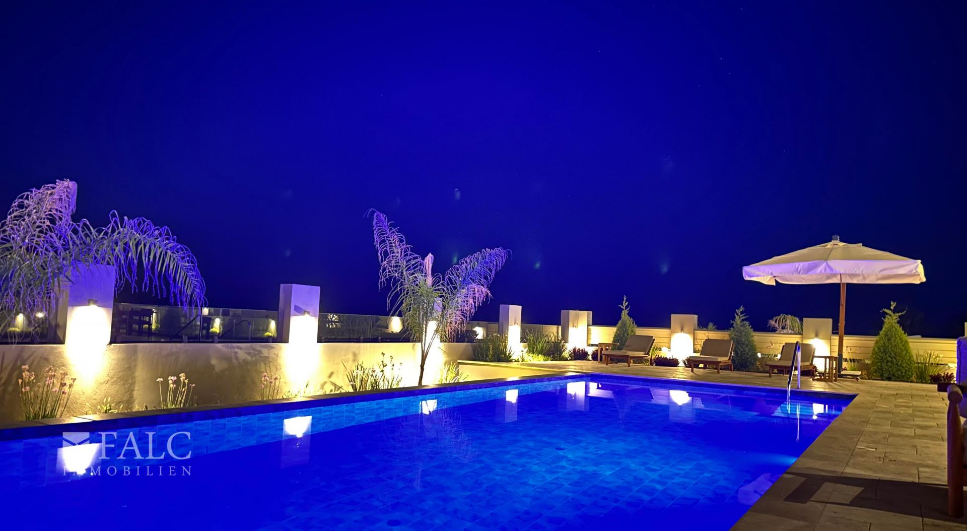 Außenansicht/Pool