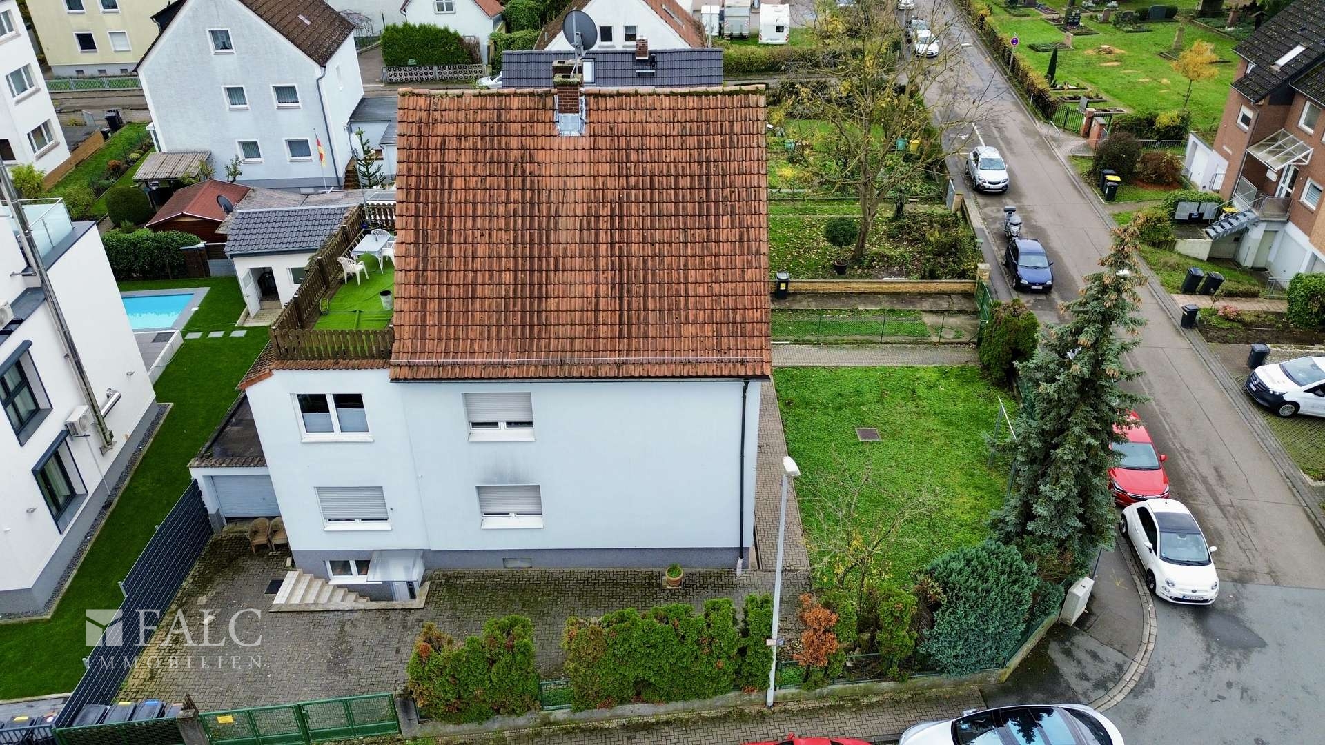 Außenansicht Haus Seitlich