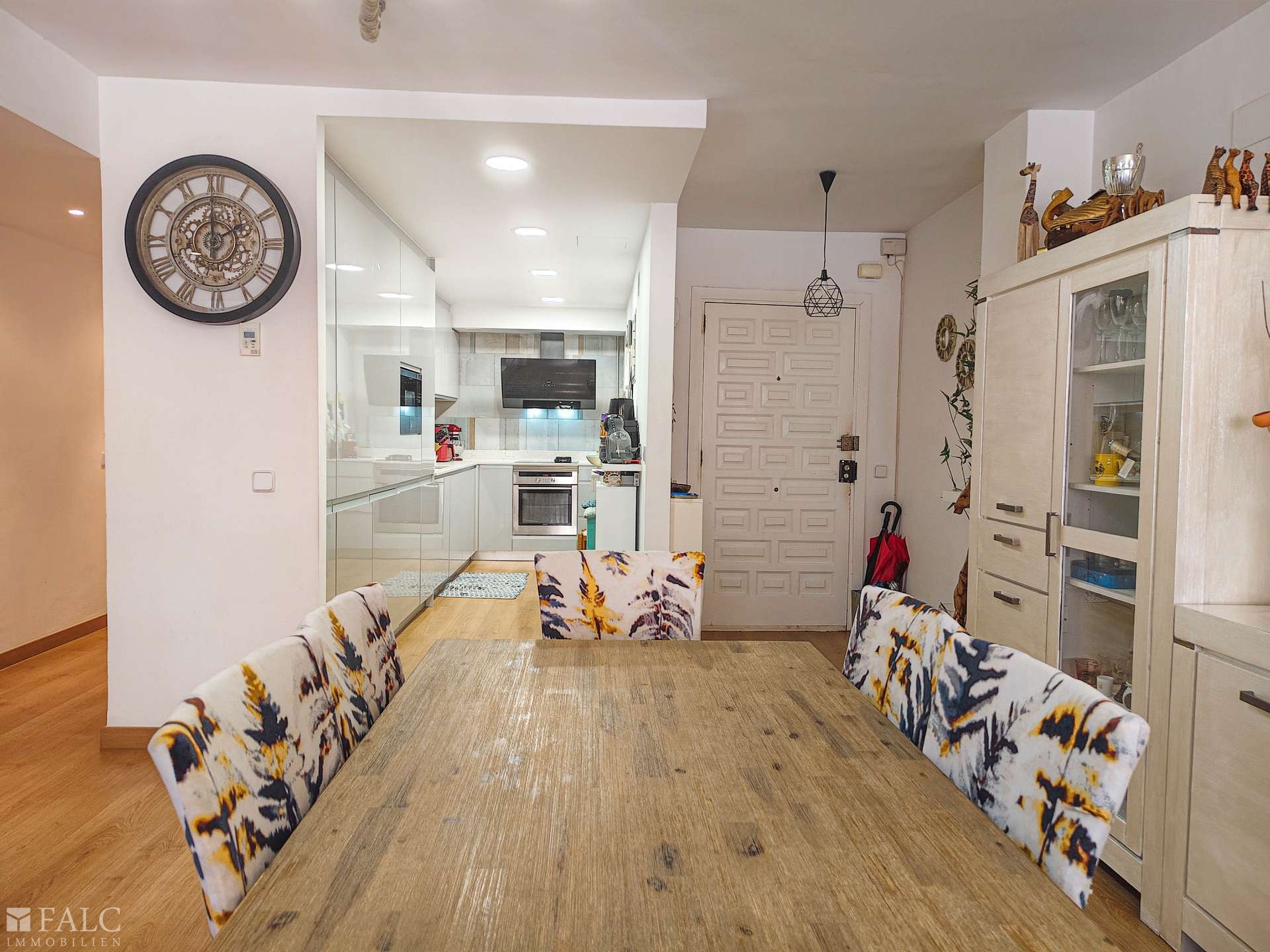 Dinning room / Kitchen 