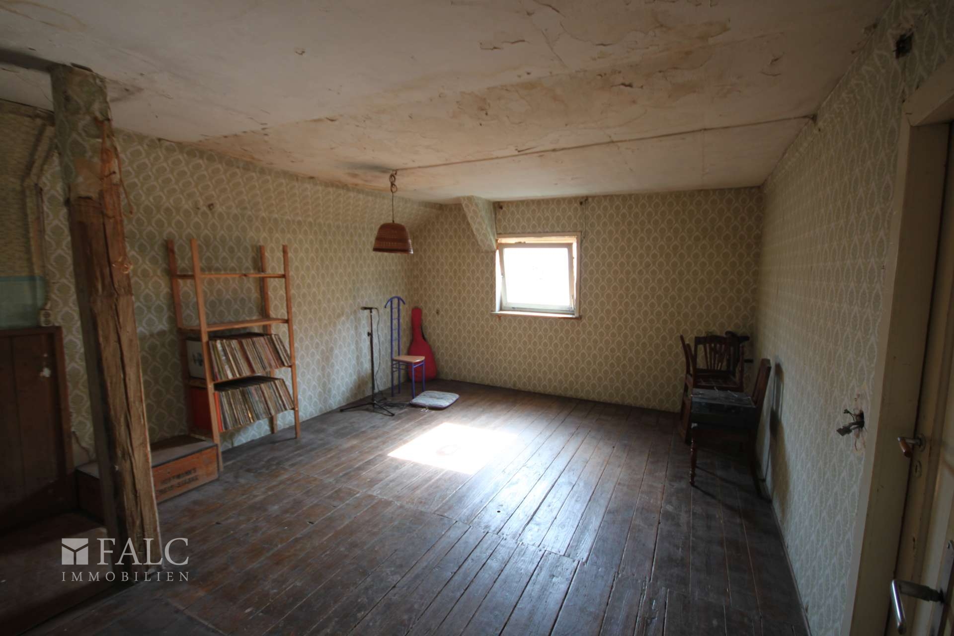 Schlafzimmer DG
