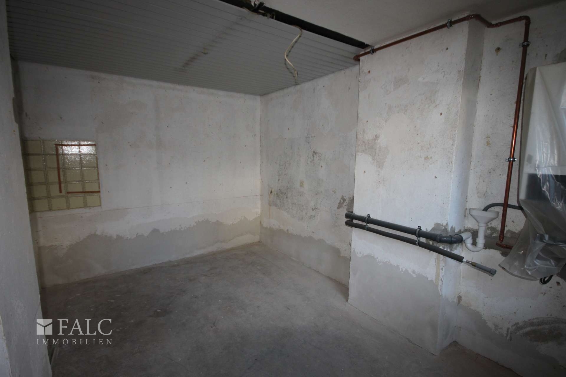 Rohbau, Badezimmer möglich