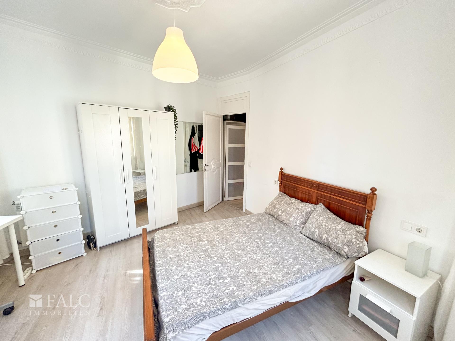Schlafzimmer 1