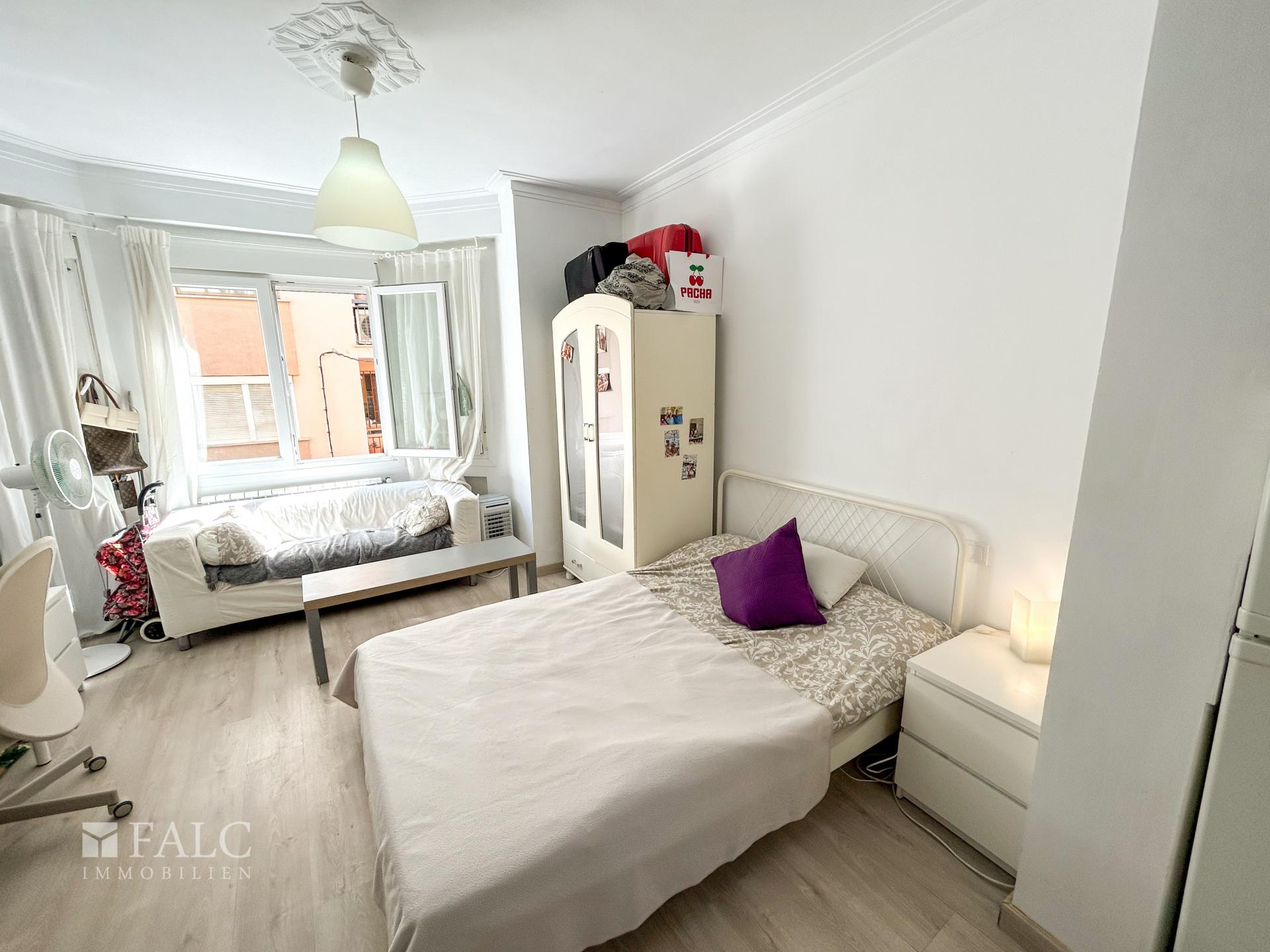 Schlafzimmer 4