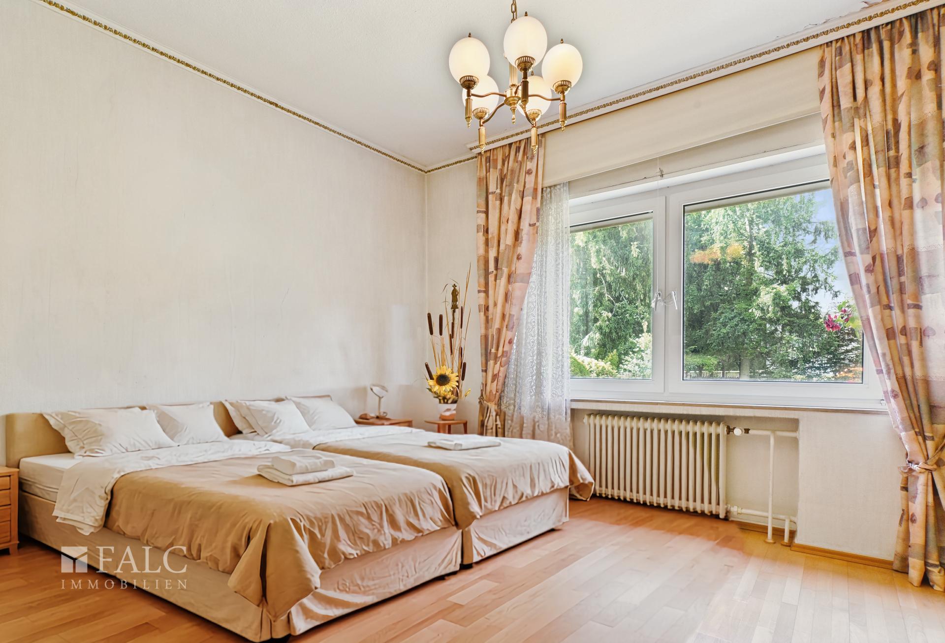 Schlafzimmer EG
