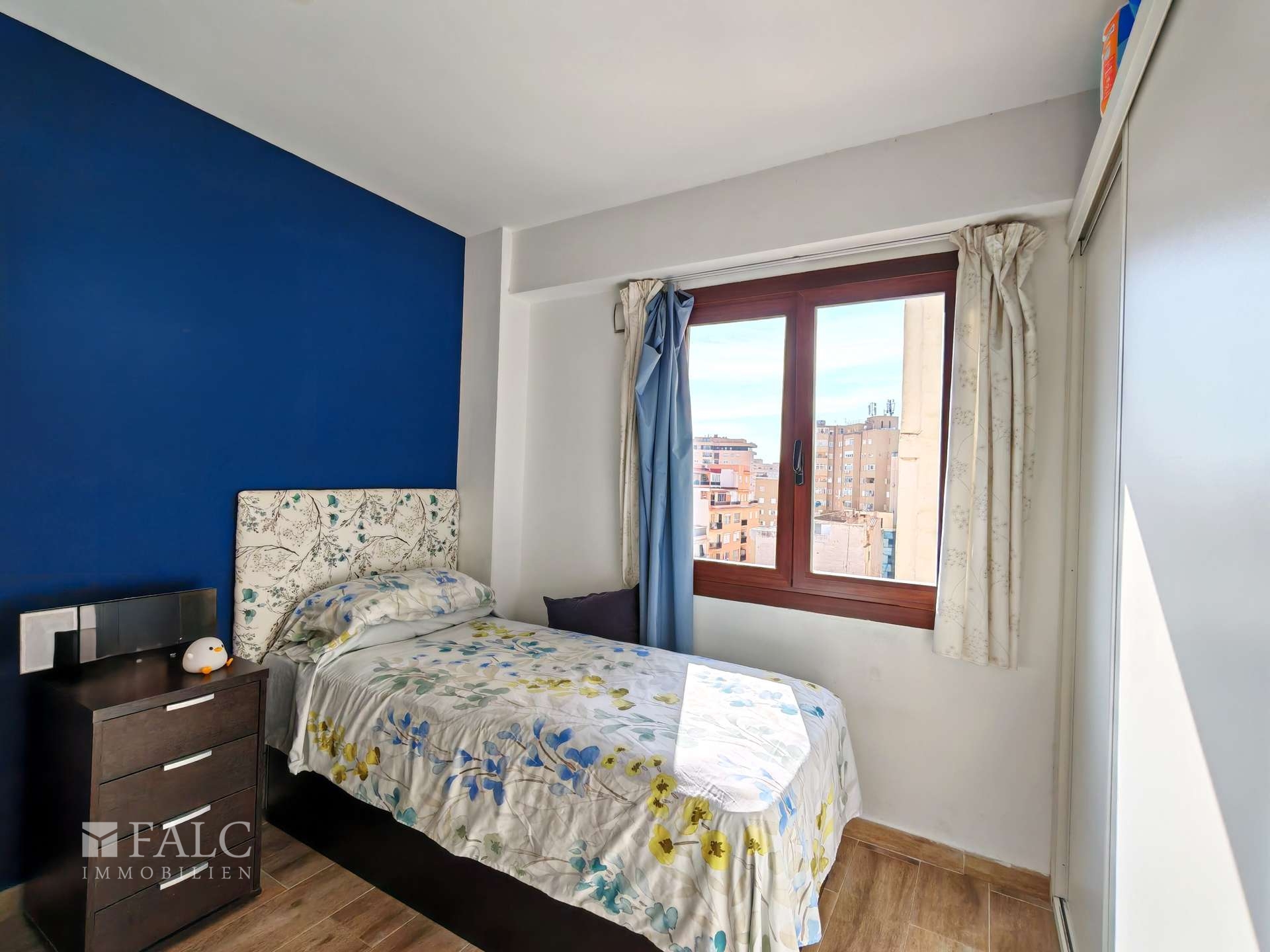 Schlafzimmer 2