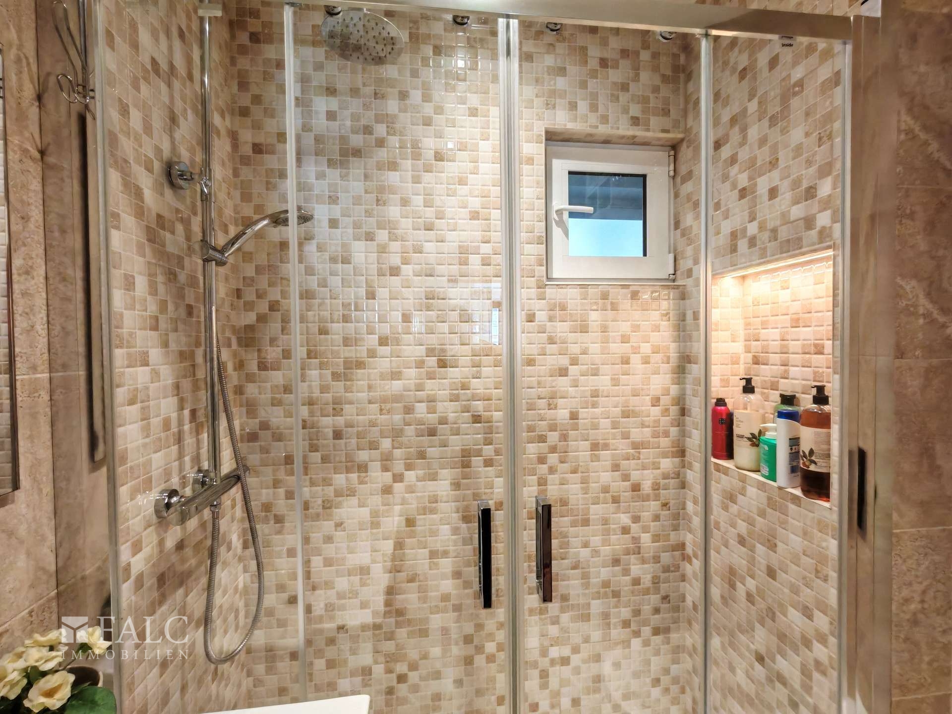 Badezimmer 2