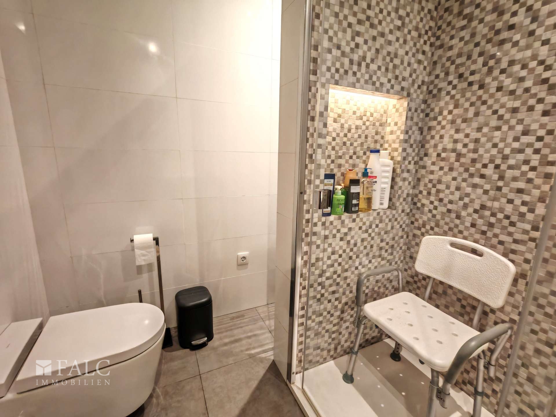 Badezimmer 1