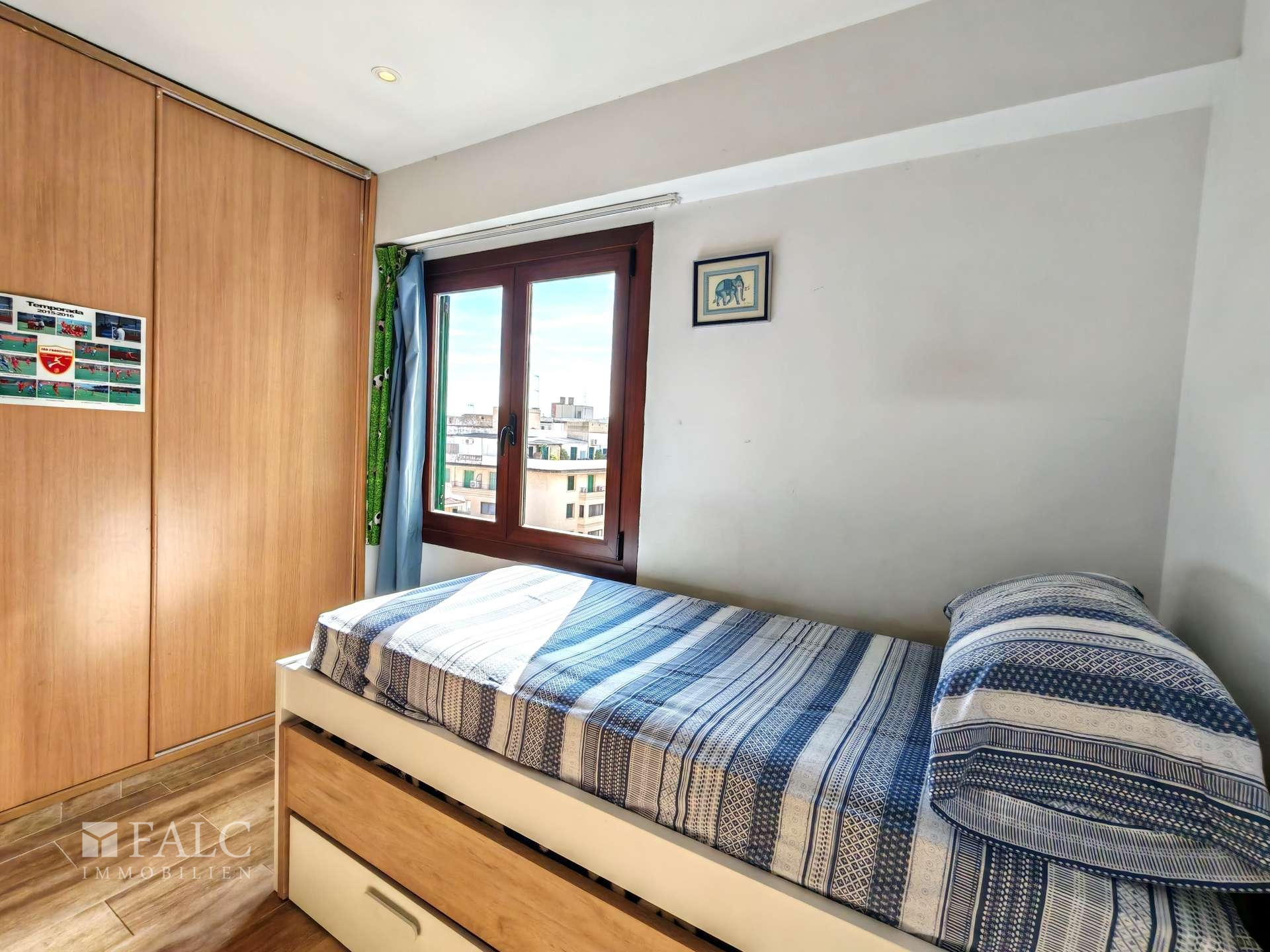 Schlafzimmer 1