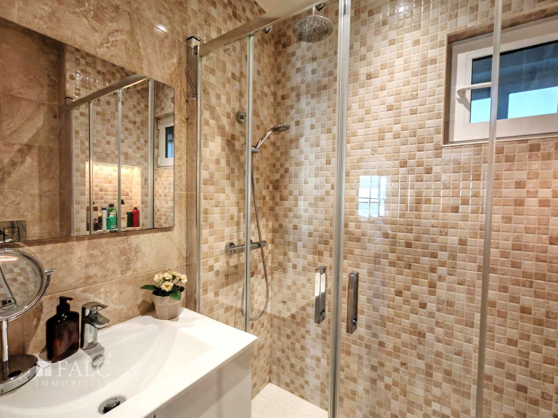 Badezimmer 2