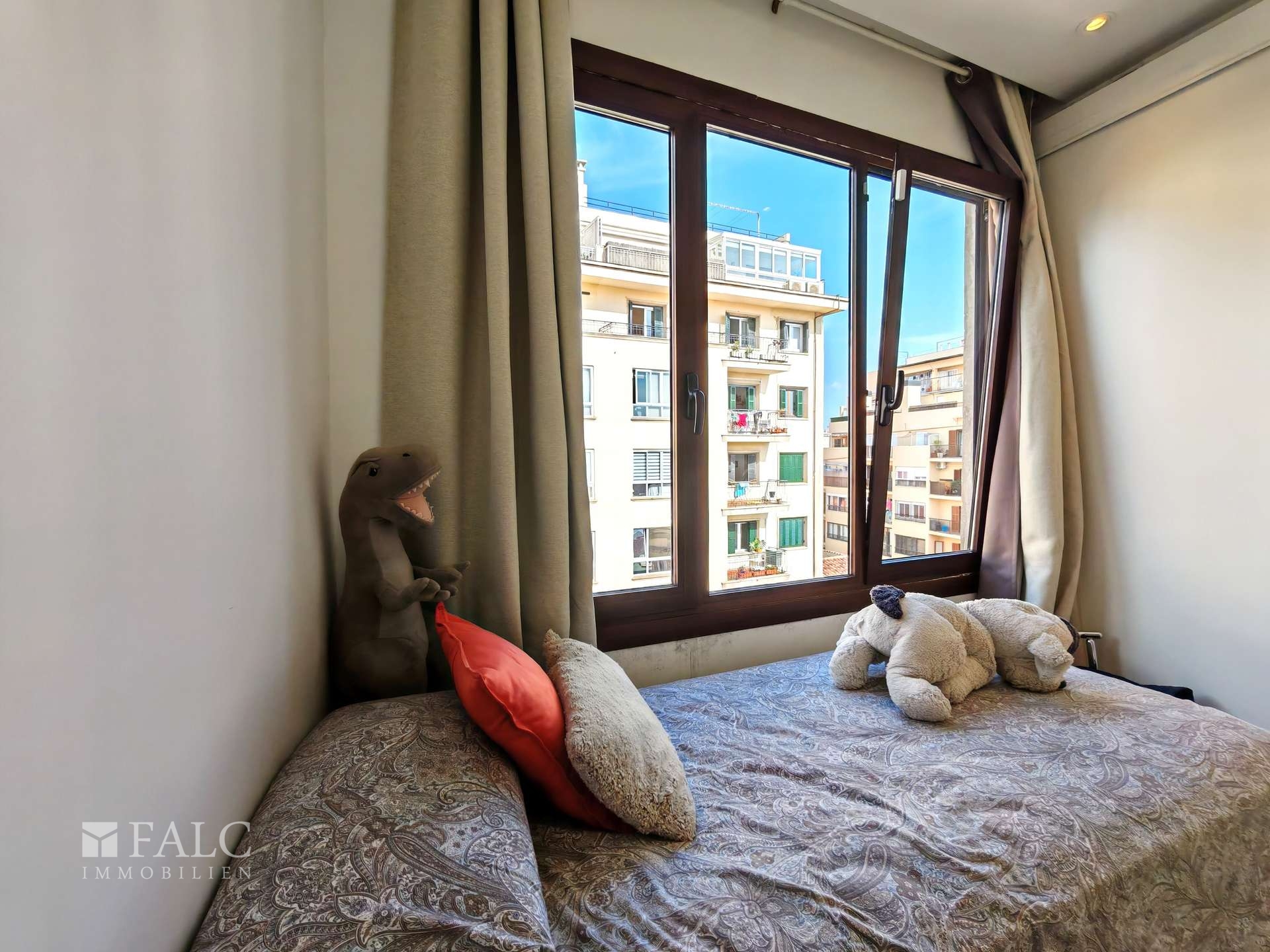 Schlafzimmer 3