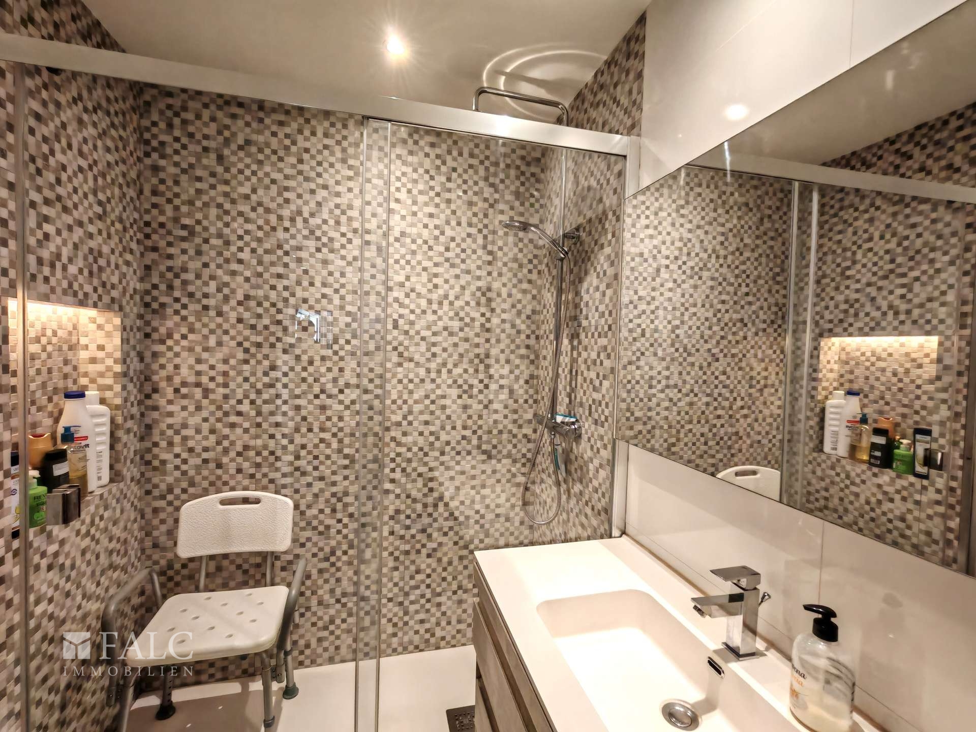 Badezimmer 1