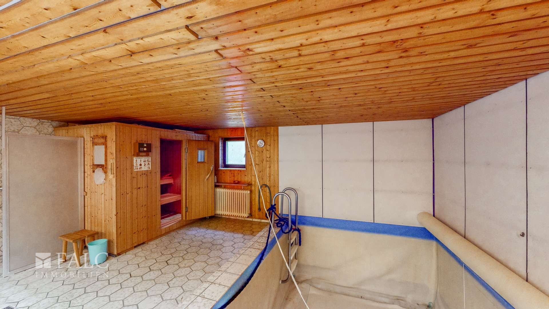 Schwimmbad und Sauna