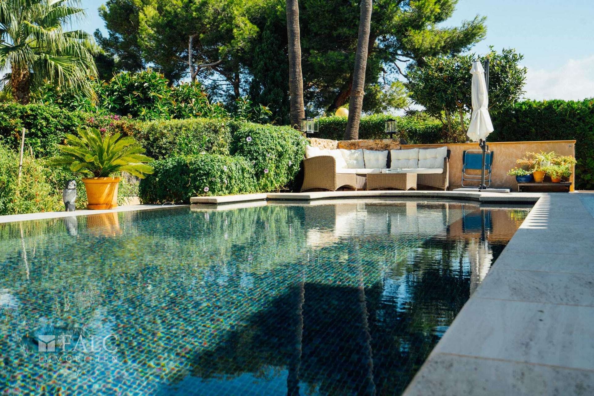 Poolpoolpiscina