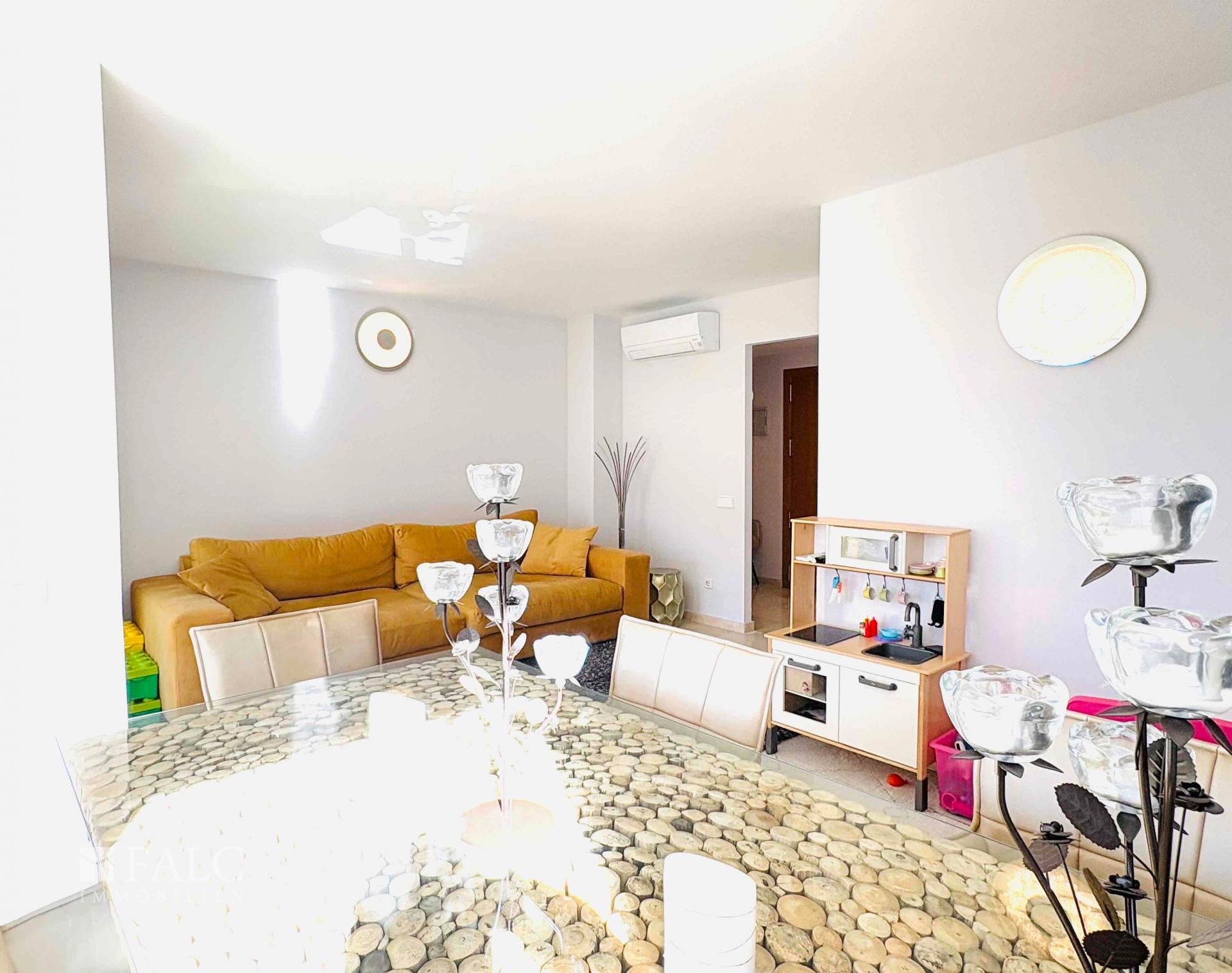 Living dining room