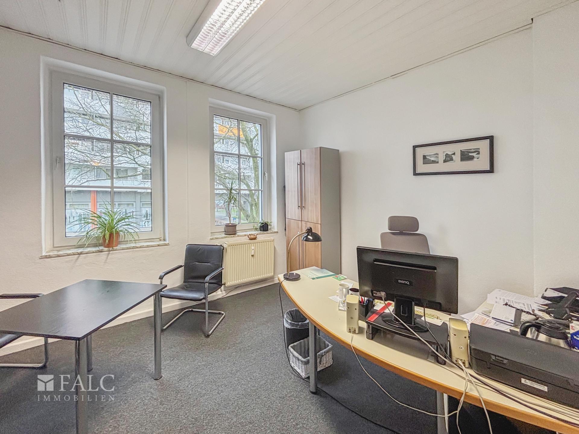 Büro Erdgeschoss