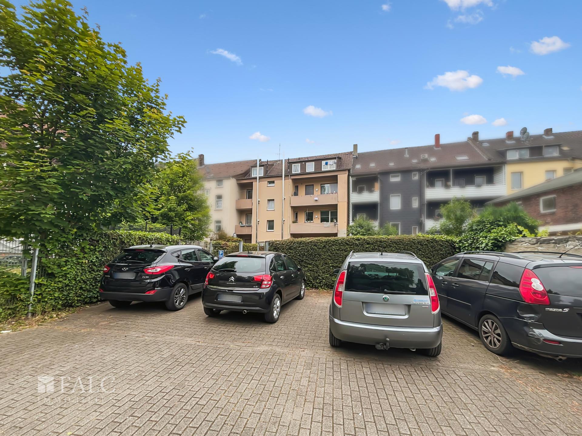 4 Stellplätze