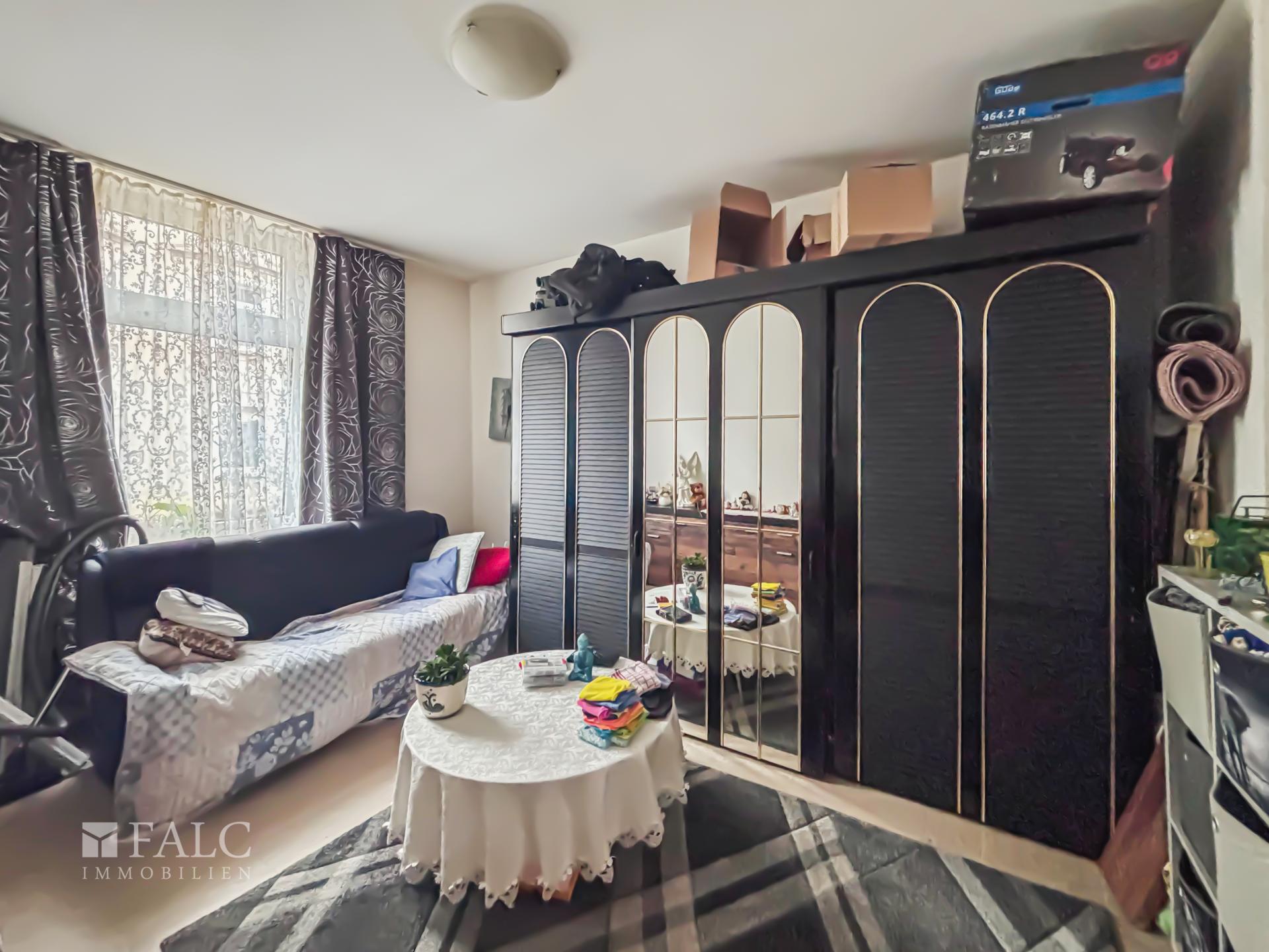 Schlafzimmer 2.OG rechts 