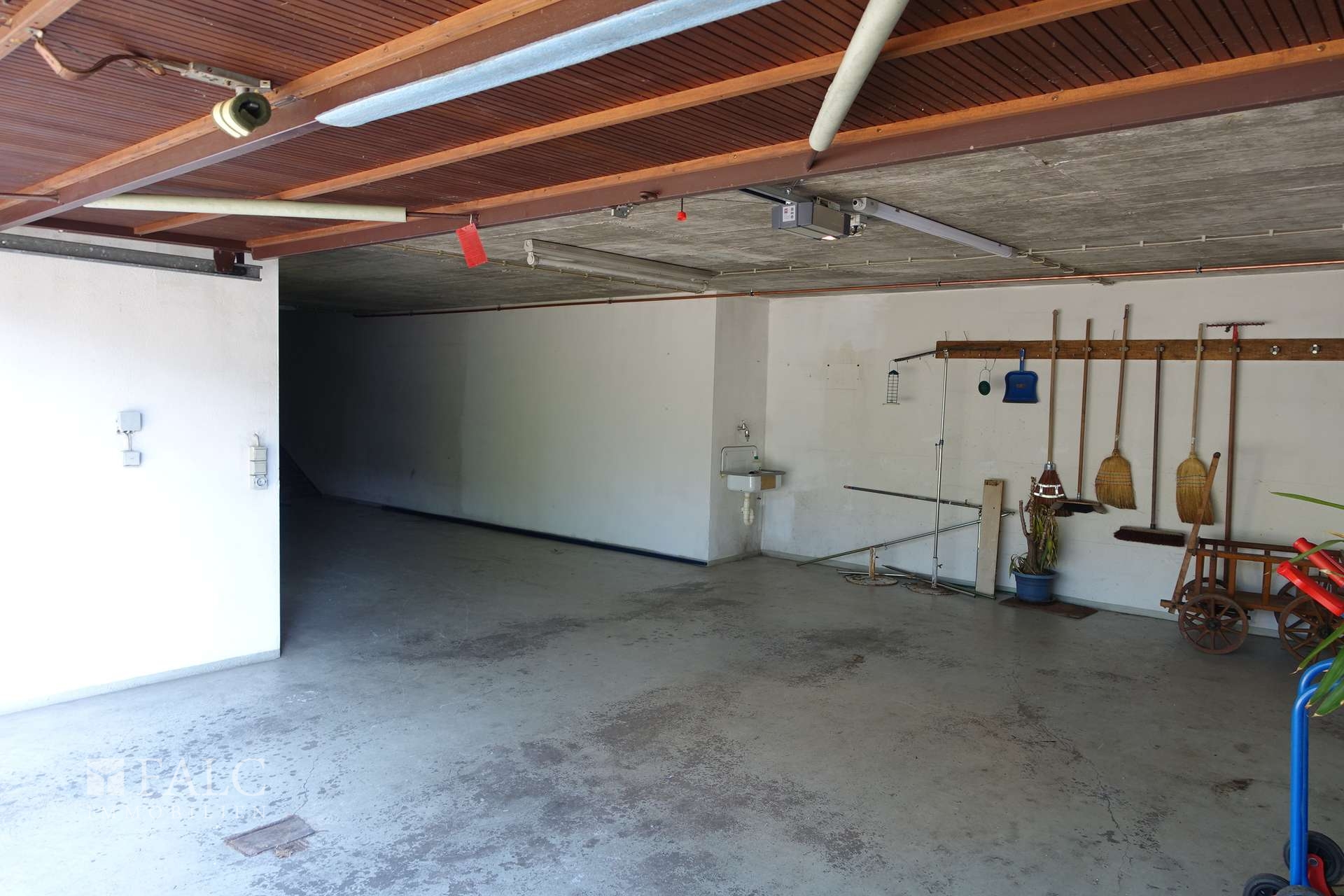 Übergroße Doppelgarage