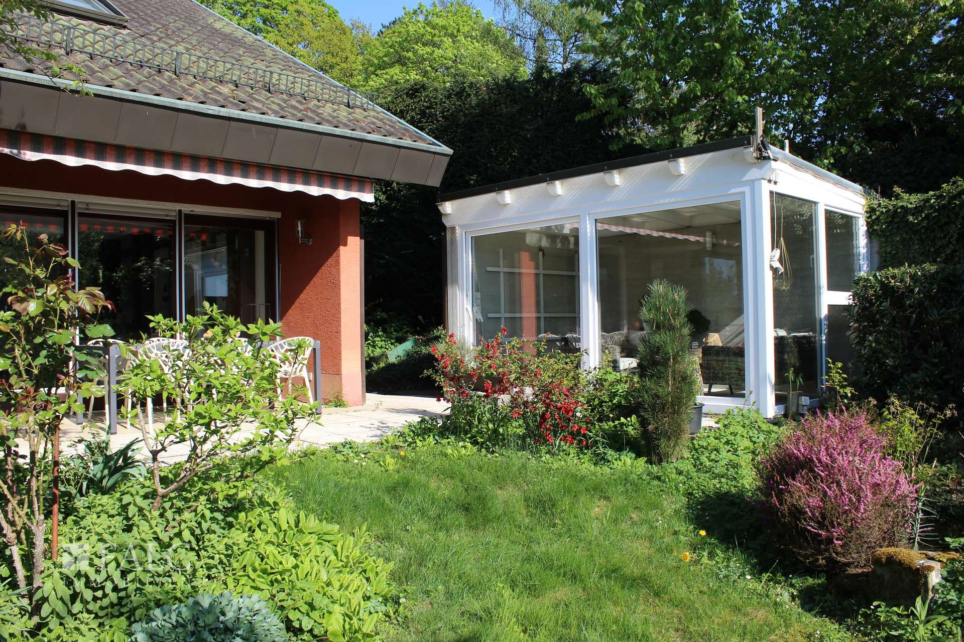 mit Wintergarten