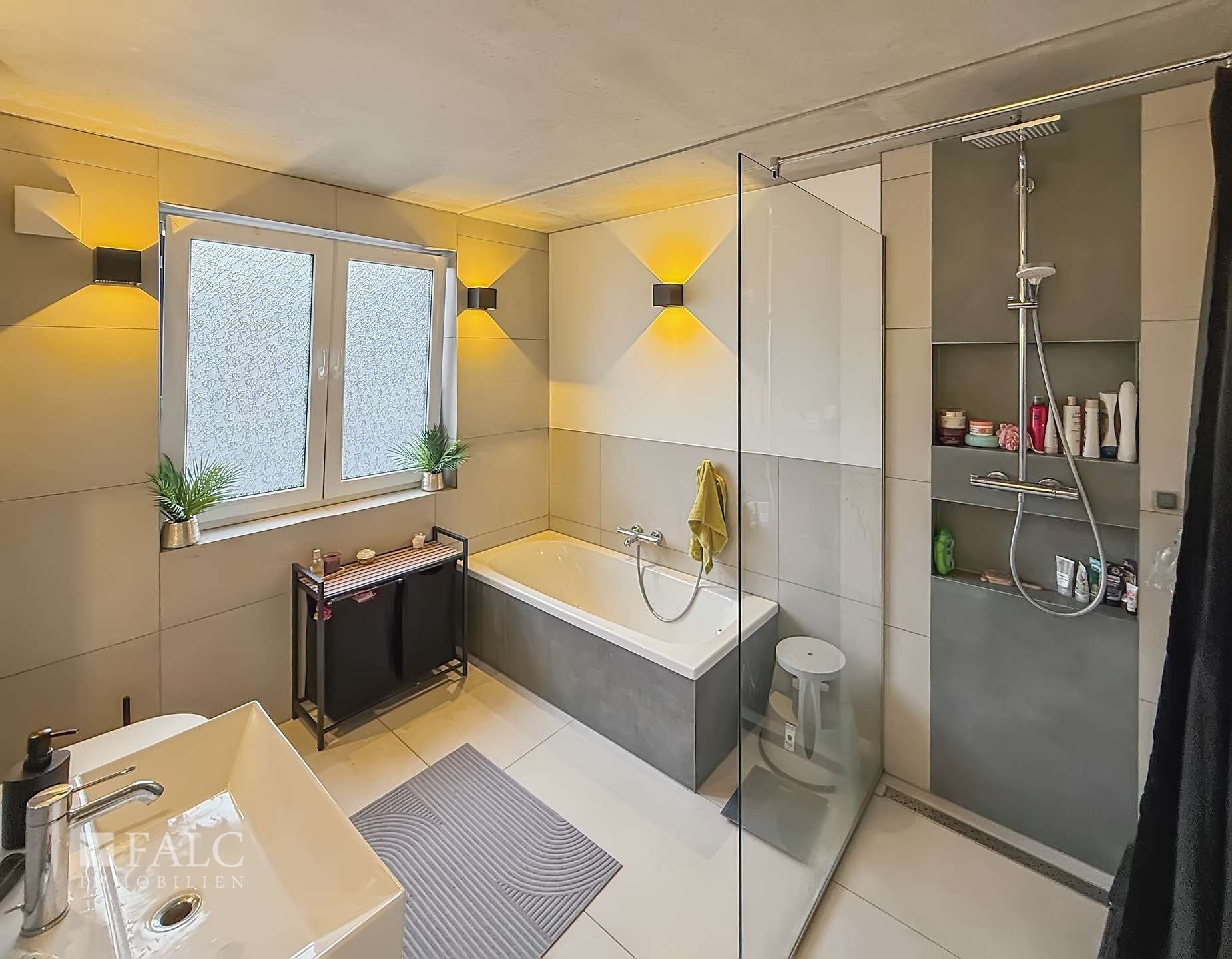 Badezimmer EG