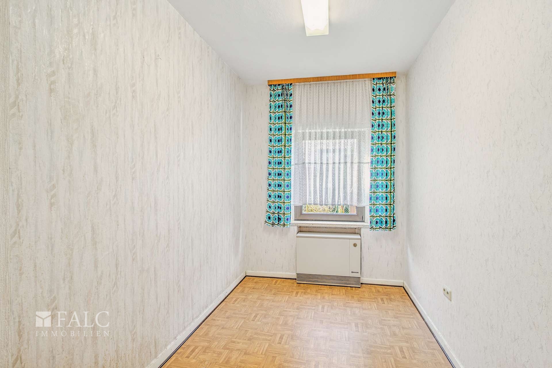 Arbeitszimmer EG