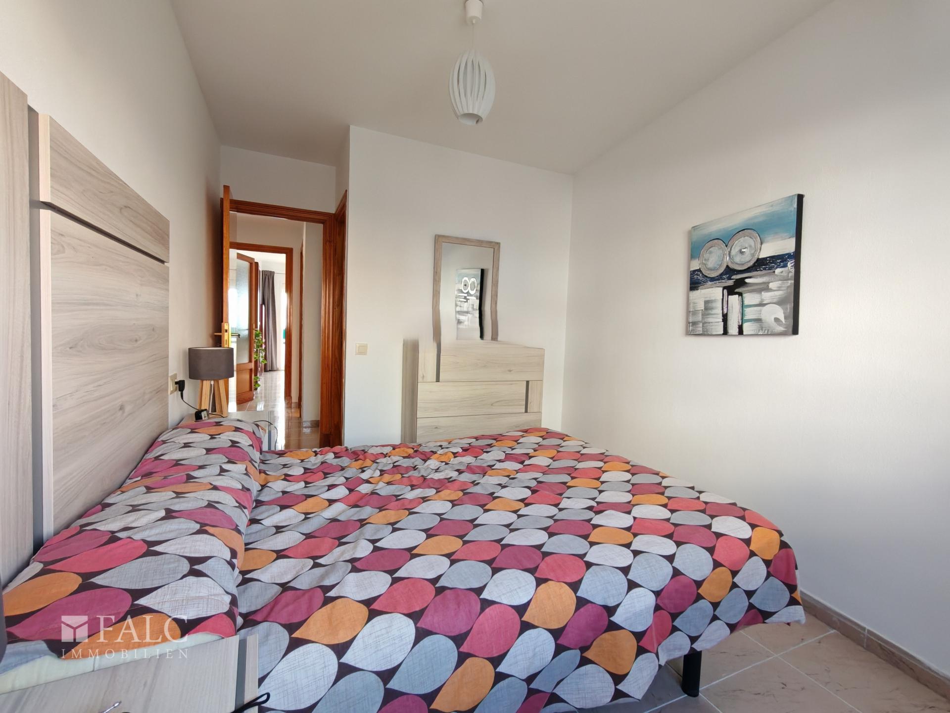 Schlafzimmer 1