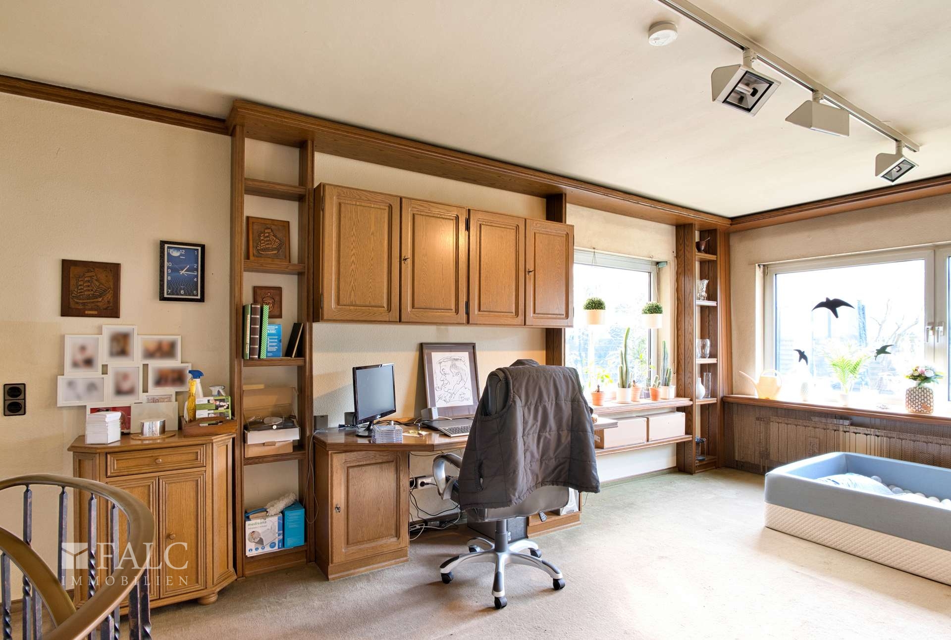 Arbeitszimmer - EG
