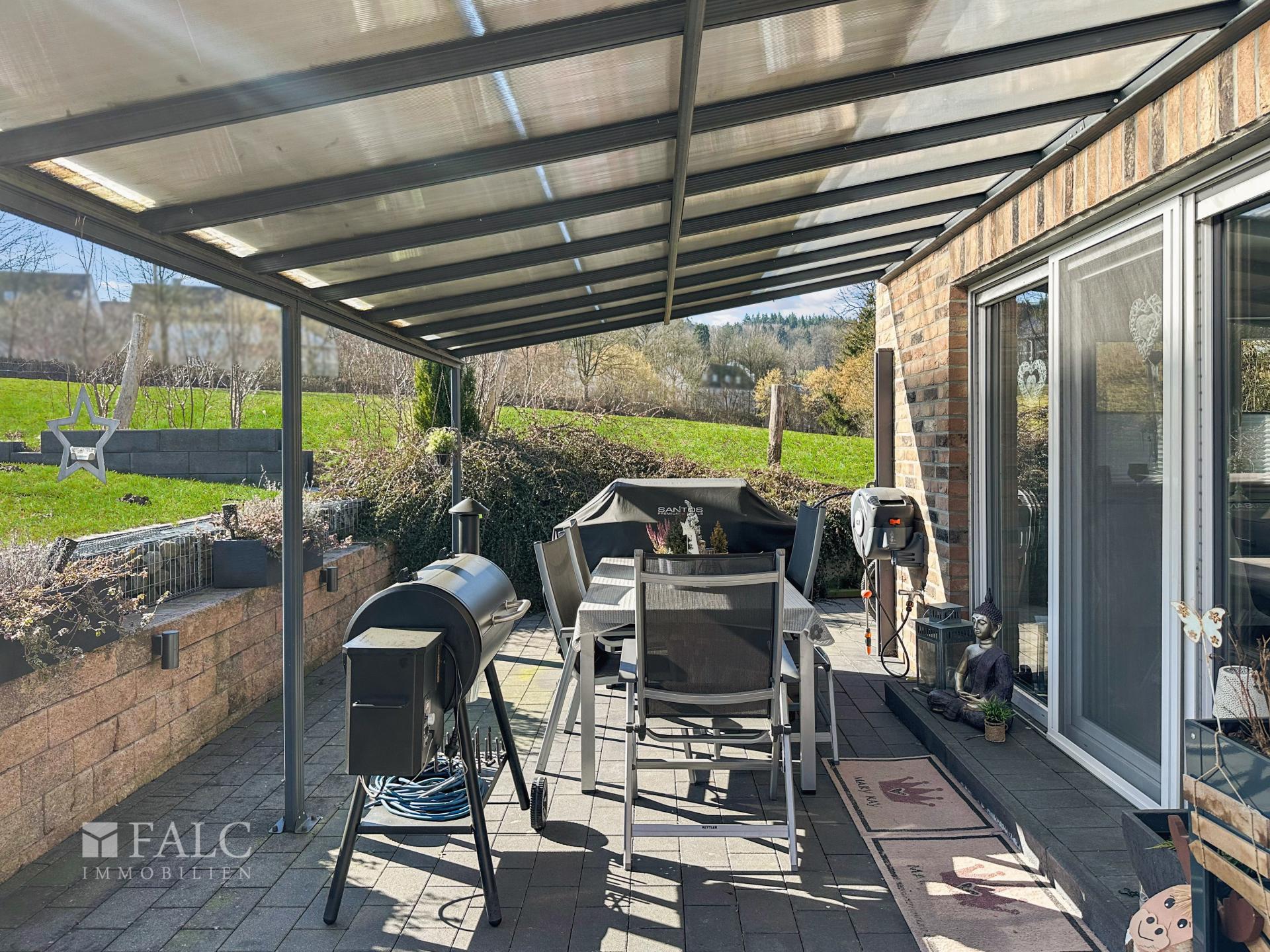 Überdachte Terrasse