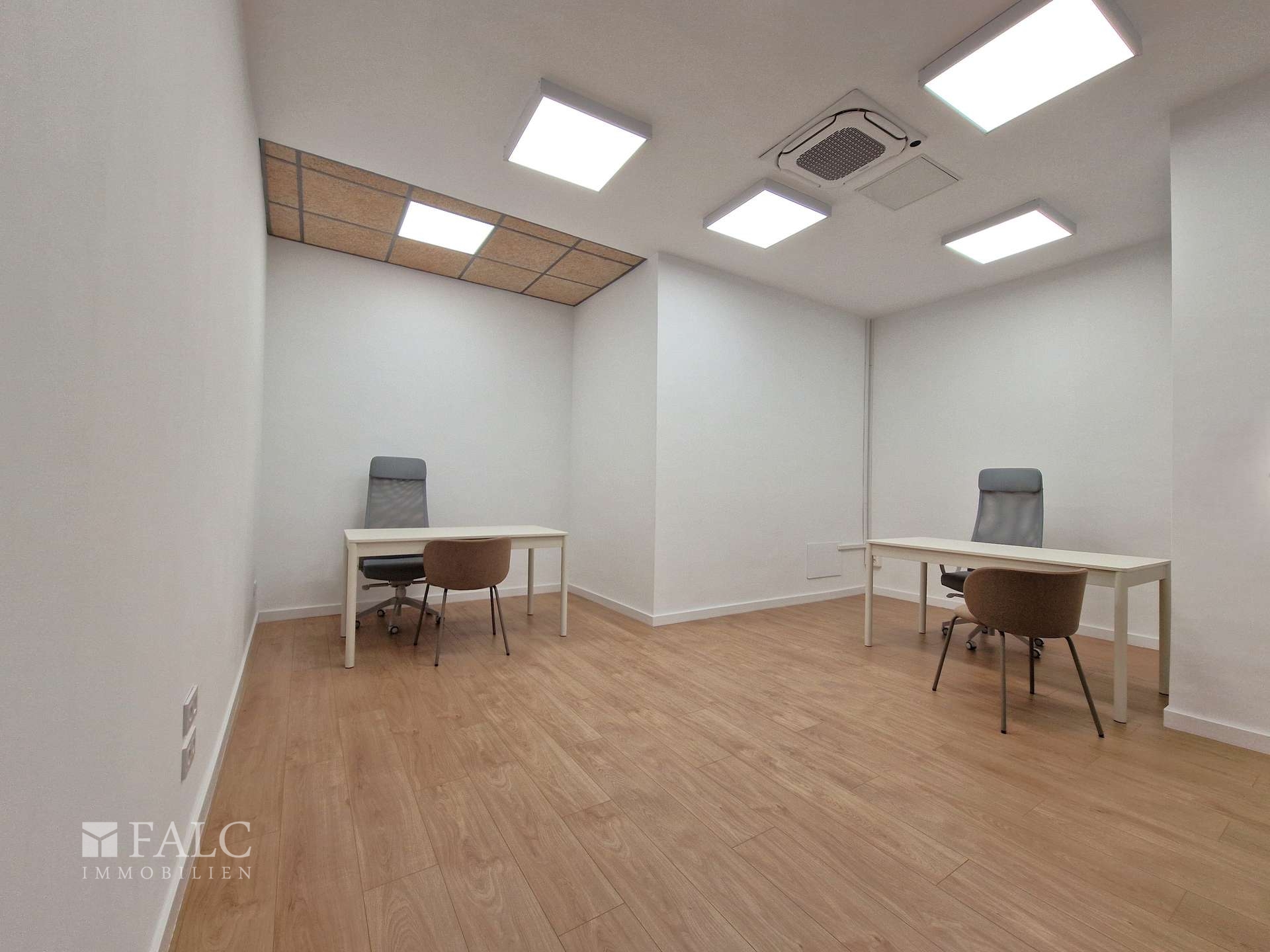 Doppelbüro