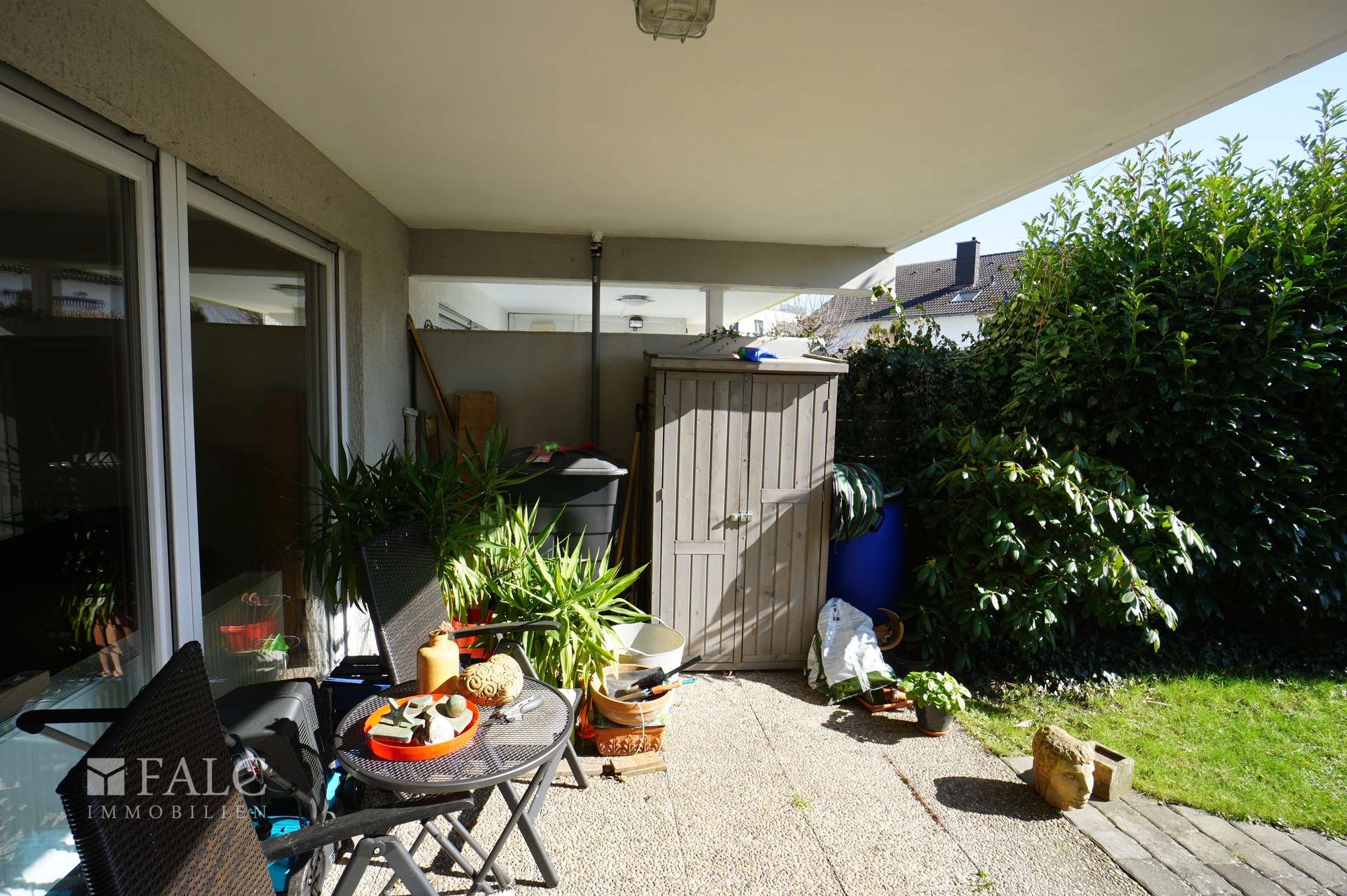 Terrasse KG