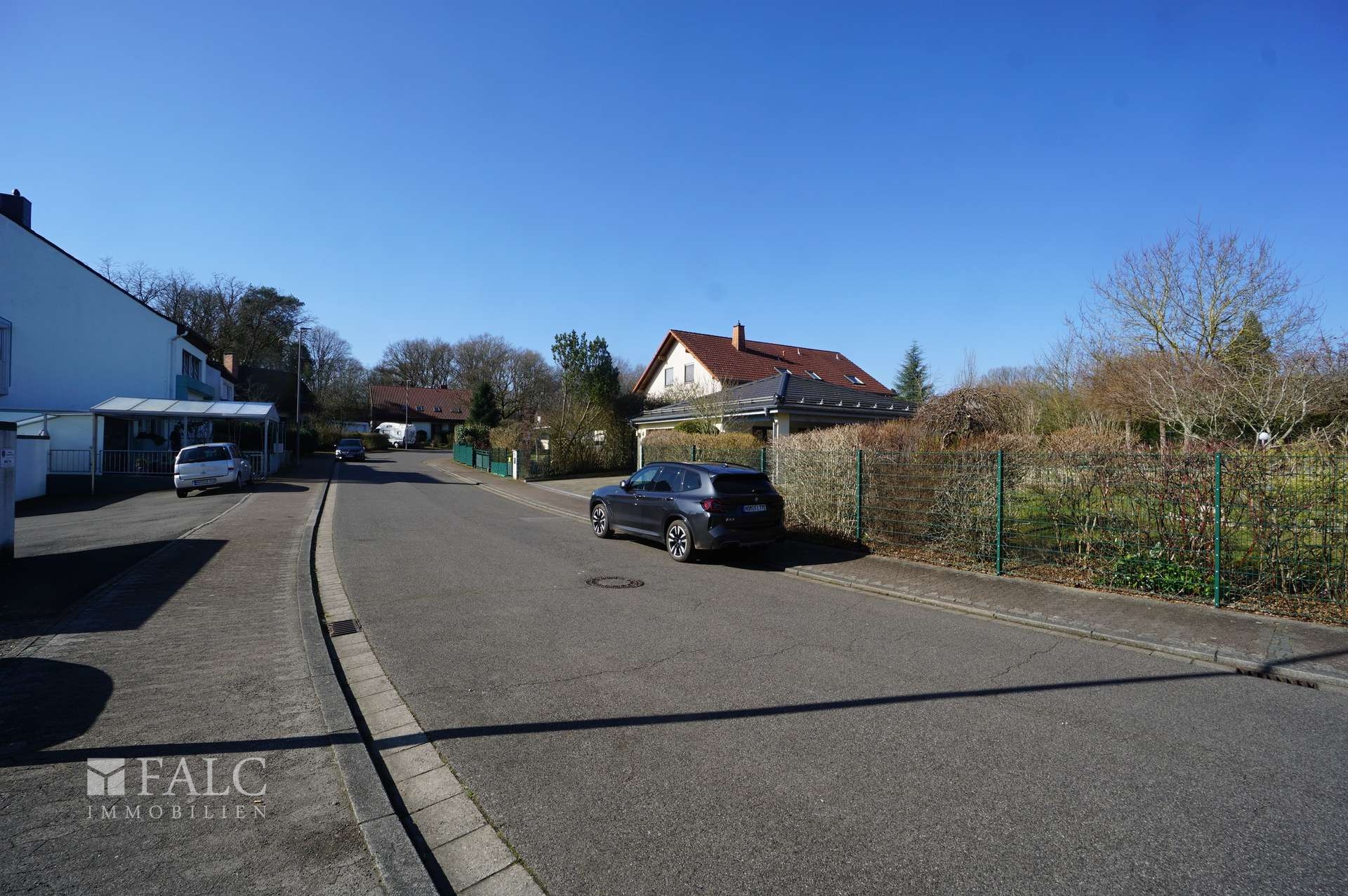 Straßenansicht