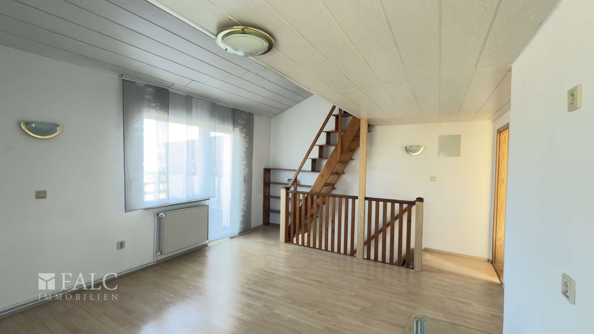 Dachgeschoss  mit Terrassenzugang 
