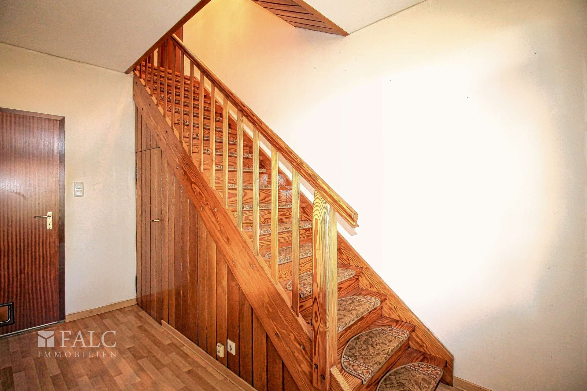 Treppe zum DG