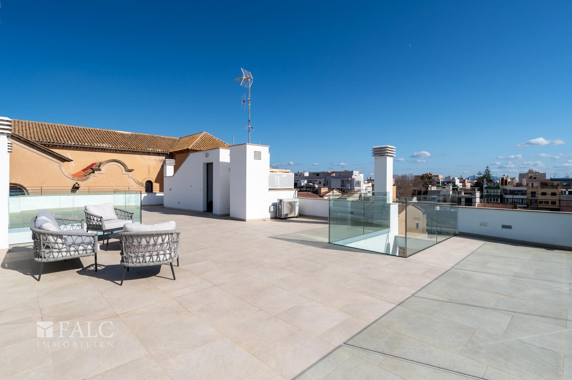 Large roof terrace