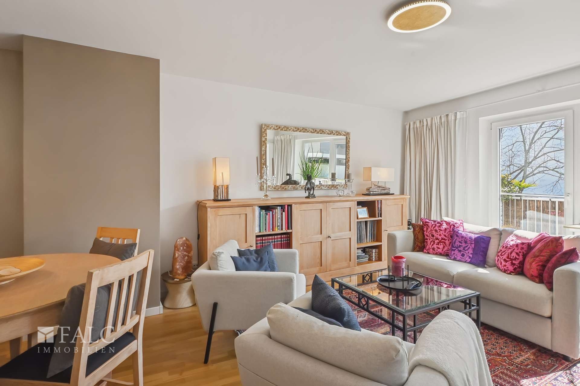 Wohnzimmer DG