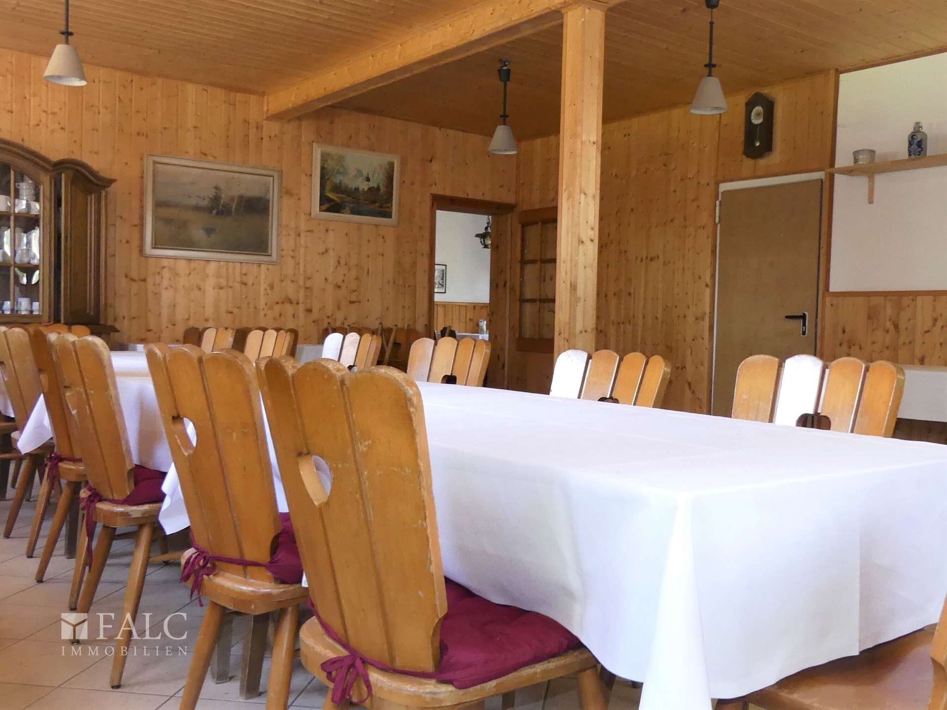 Der Saal 