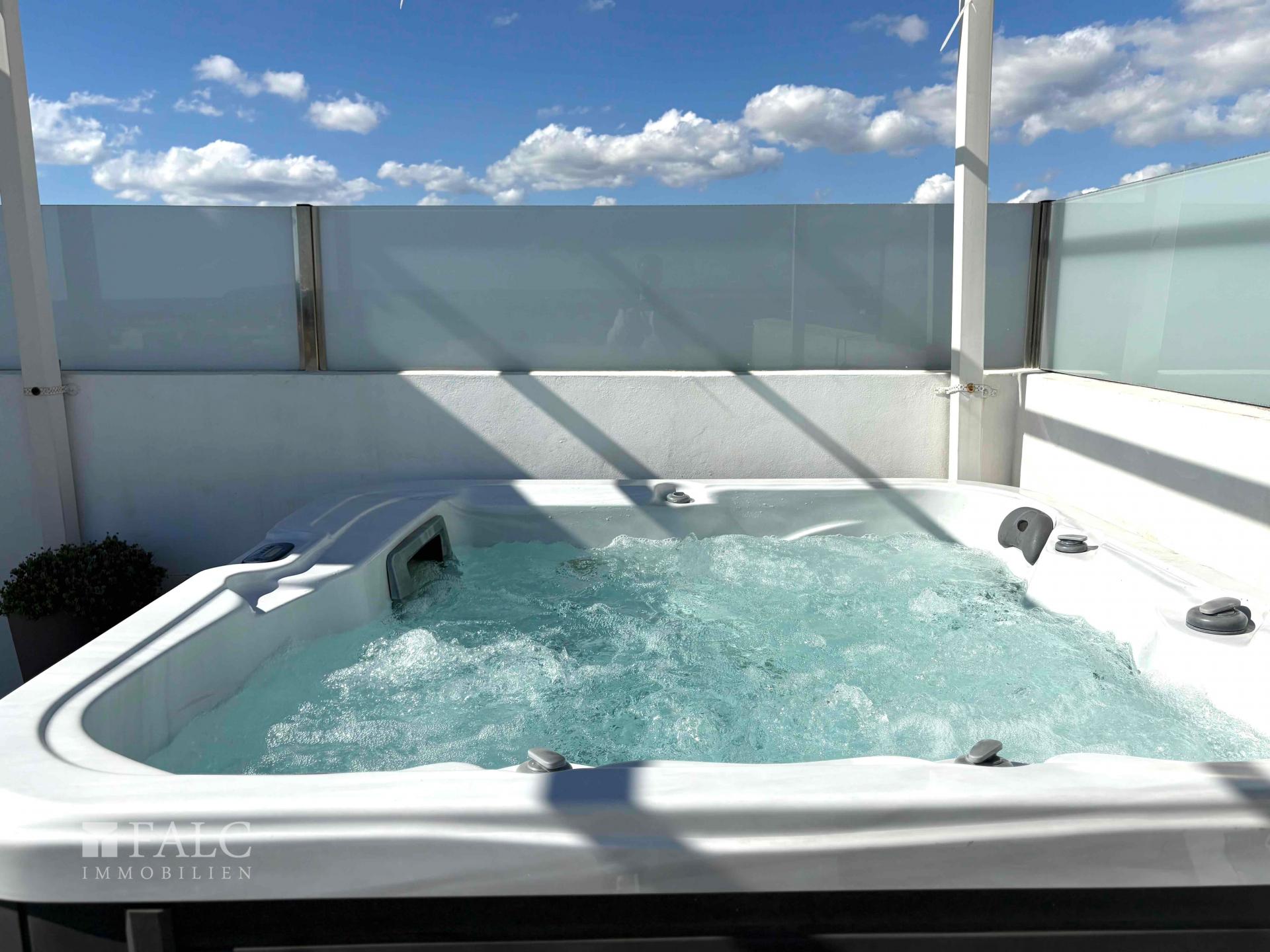 Jacuzzi