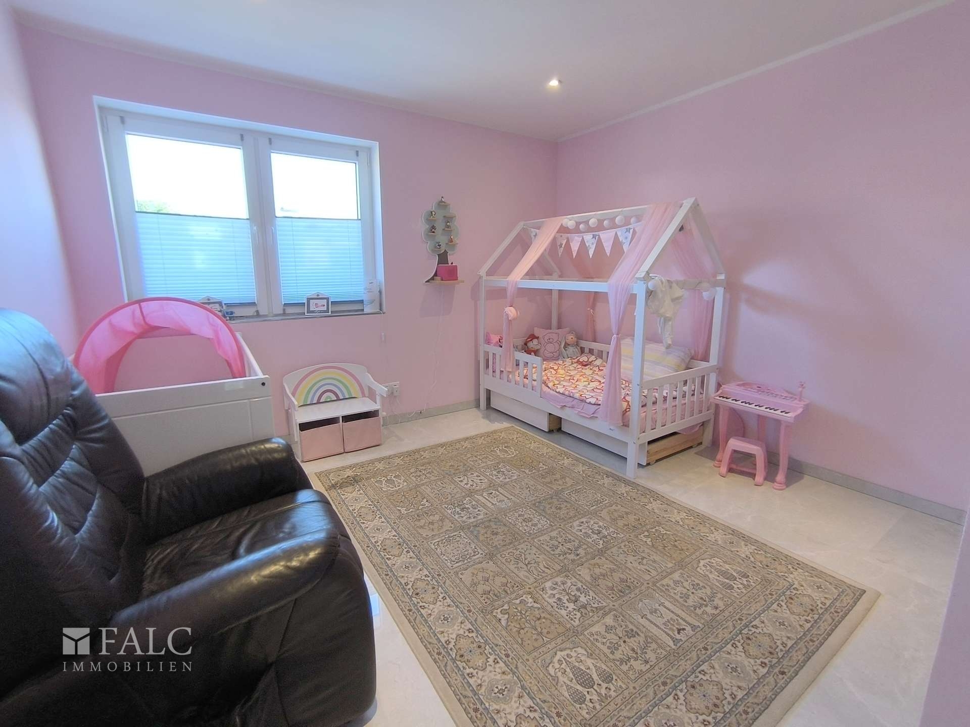 Schlafzimmer 3.2